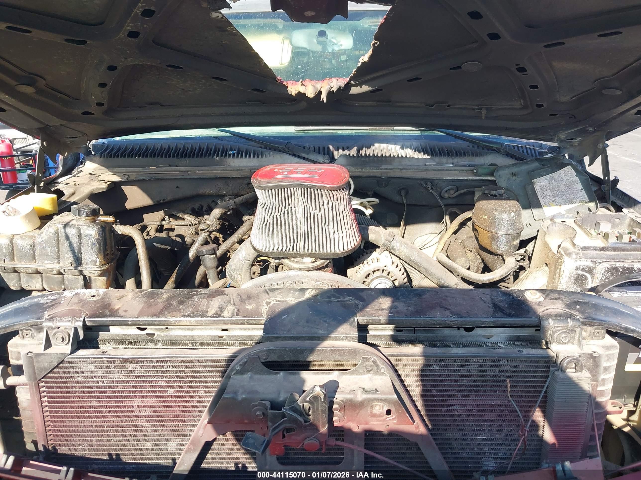 CHEVROLET TAHOE image 10