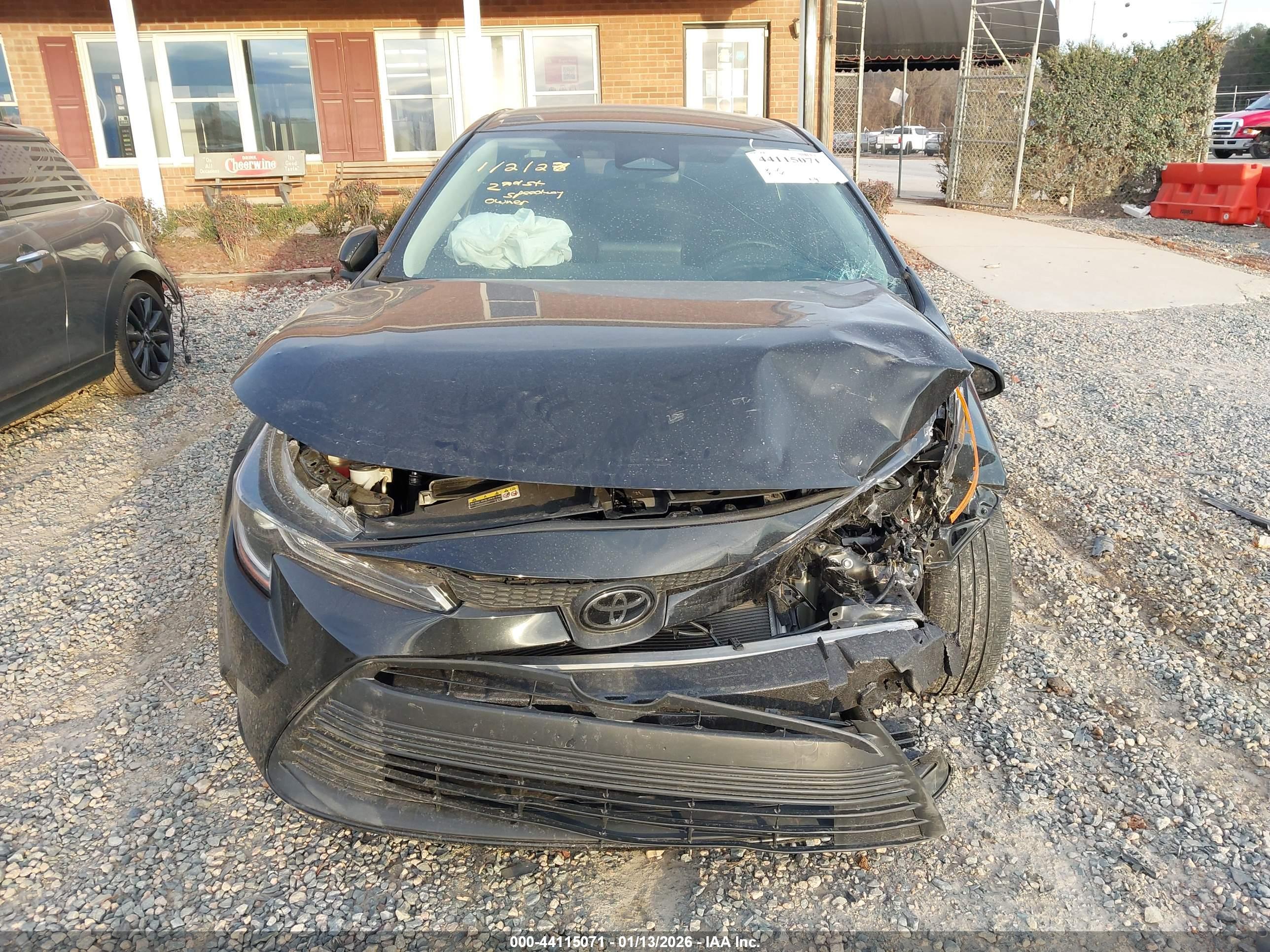 TOYOTA COROLLA image 6