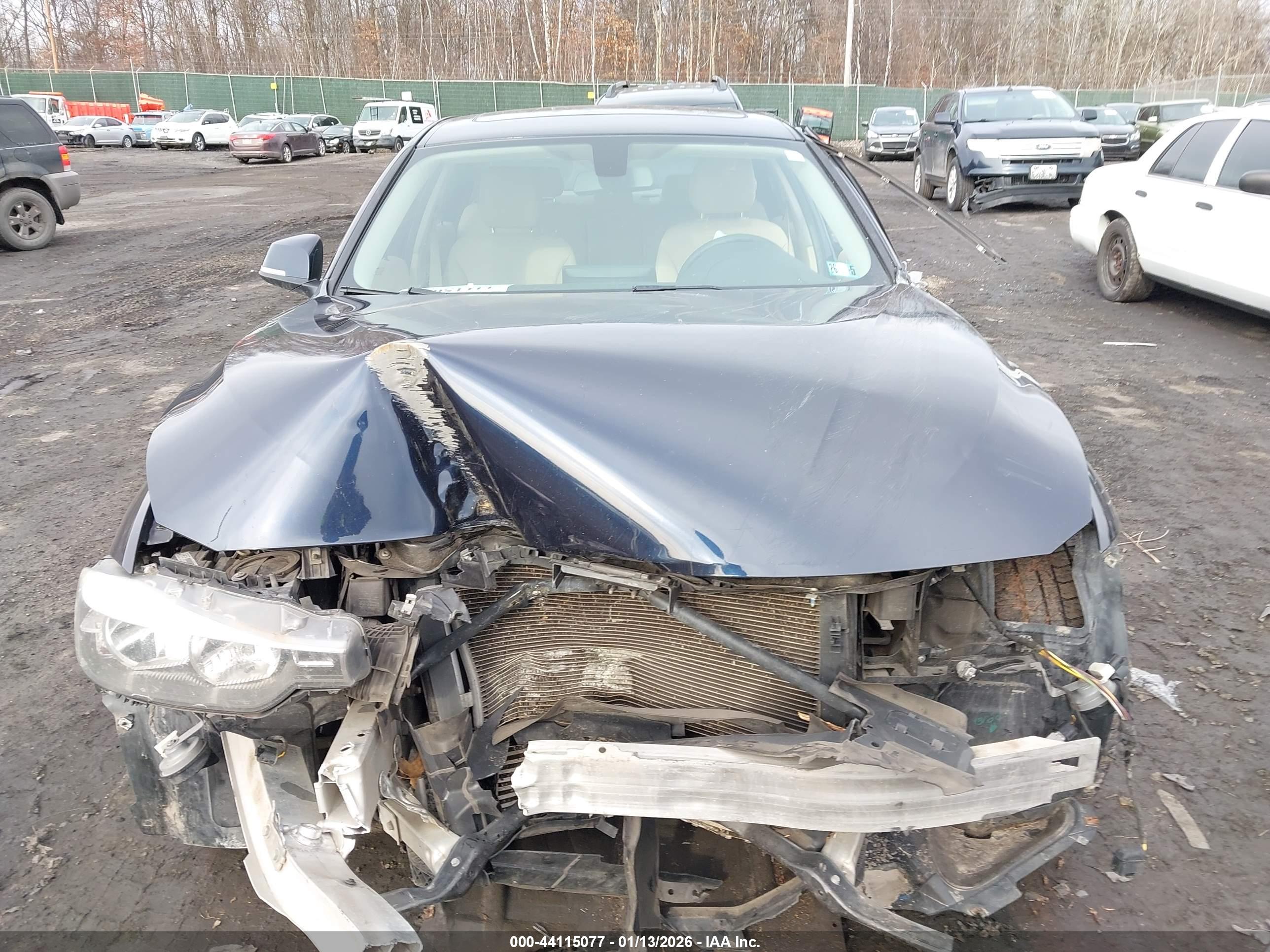BMW 320I image 6