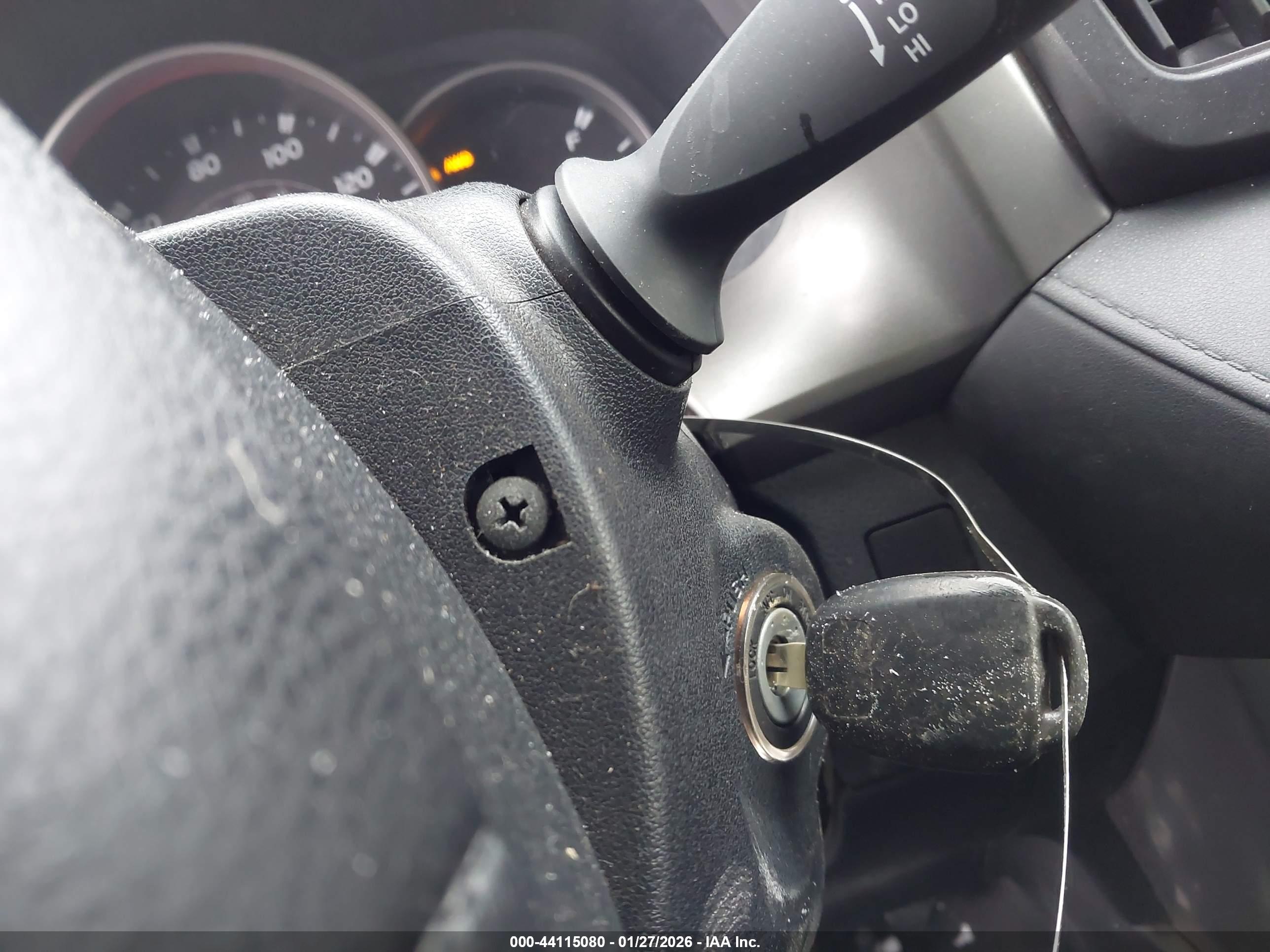 TOYOTA RAV4 image 11