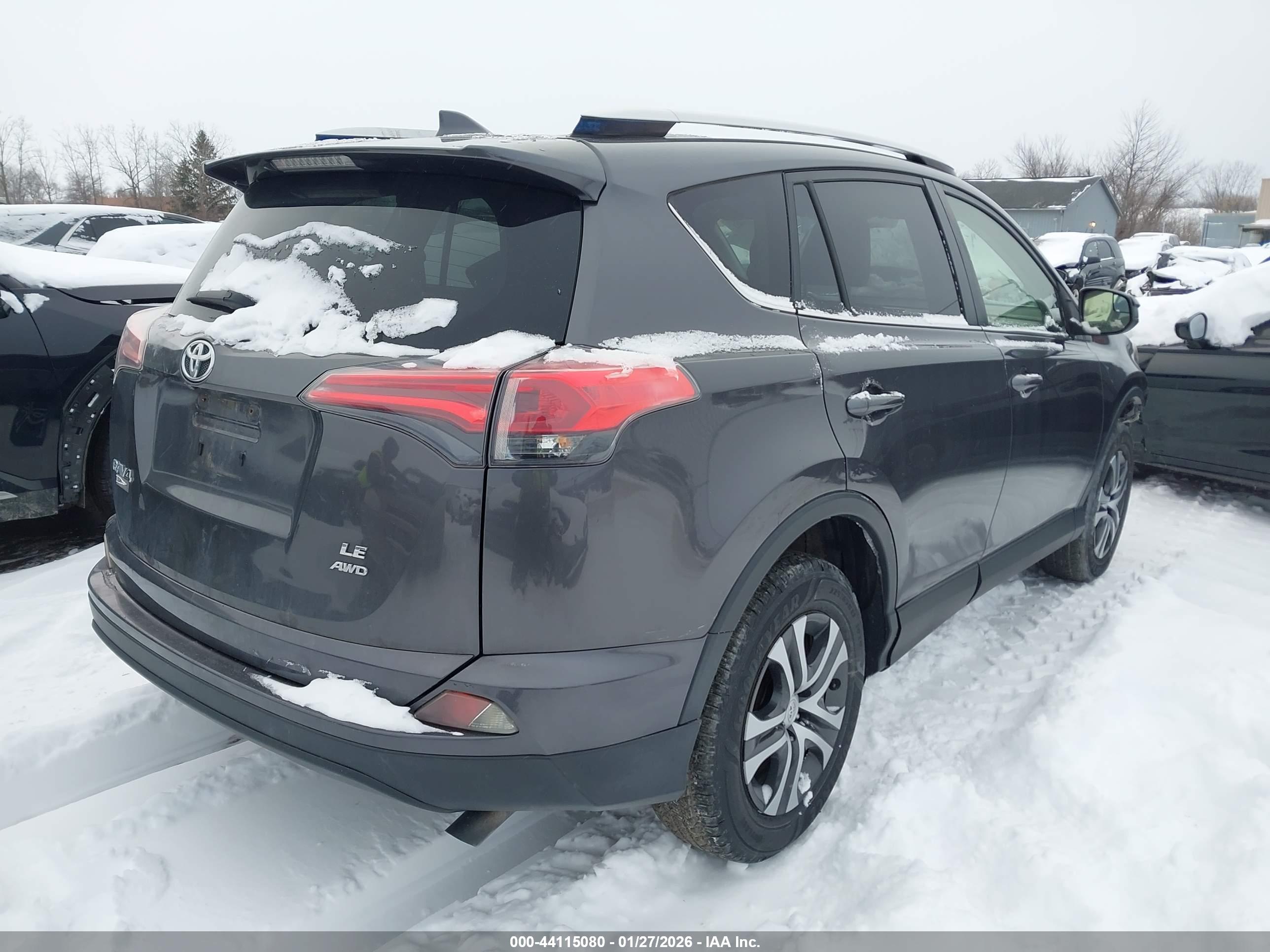 TOYOTA RAV4 image 4