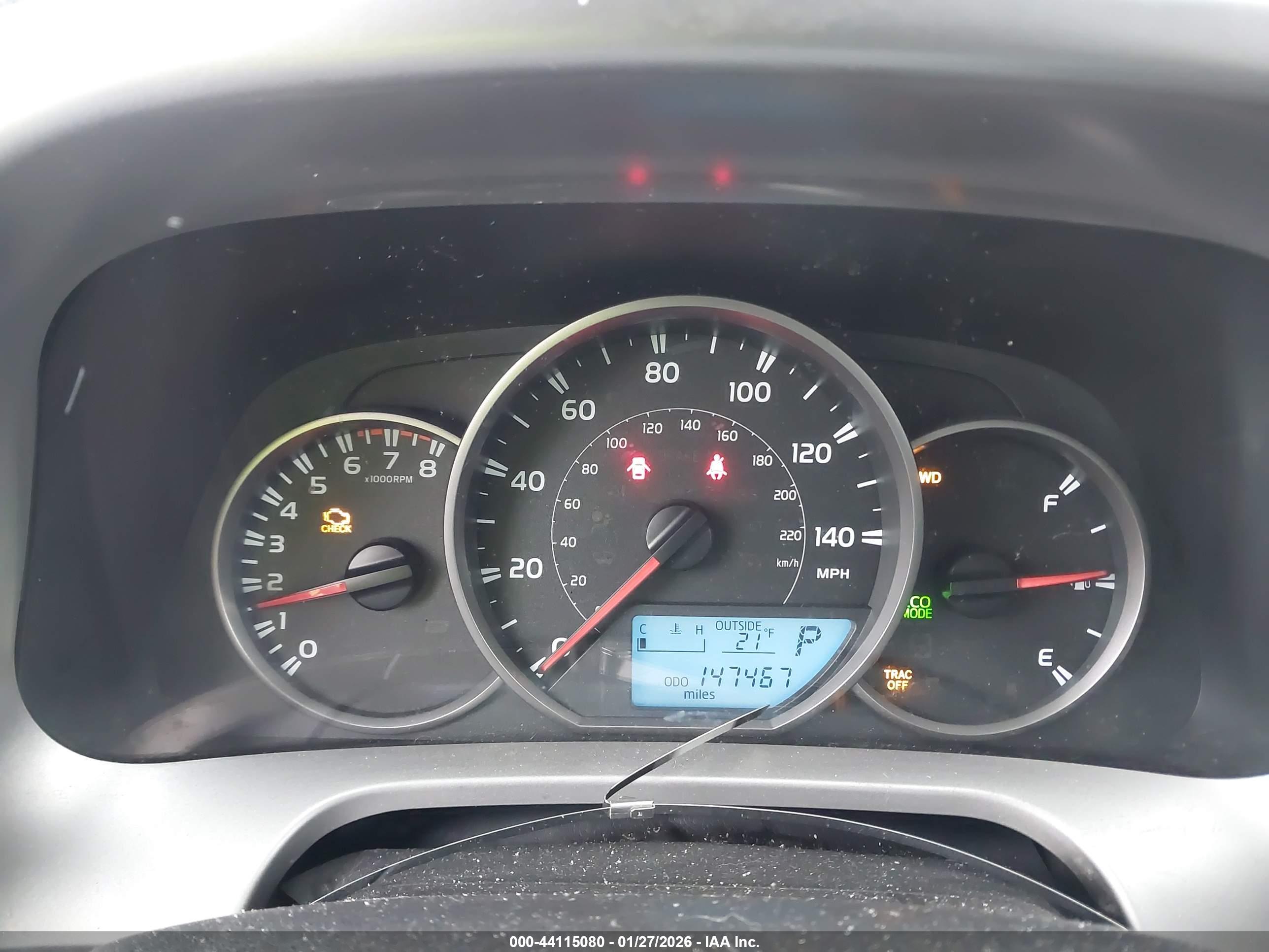 TOYOTA RAV4 image 7