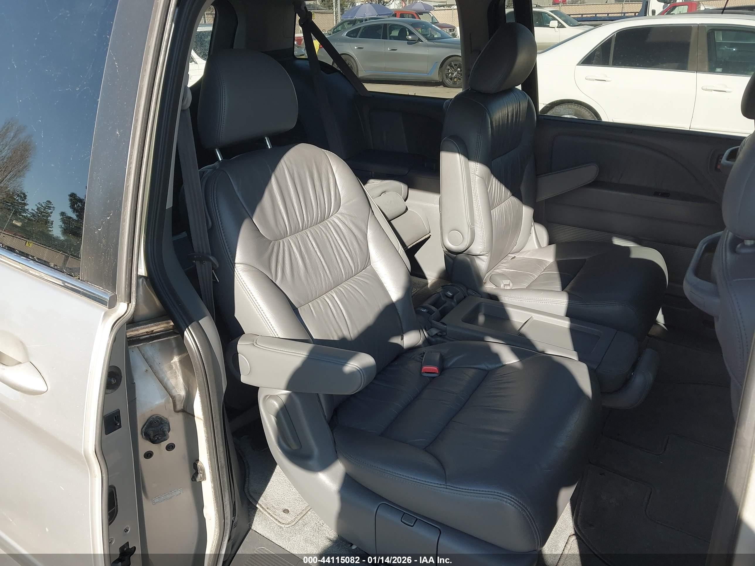 HONDA ODYSSEY image 8