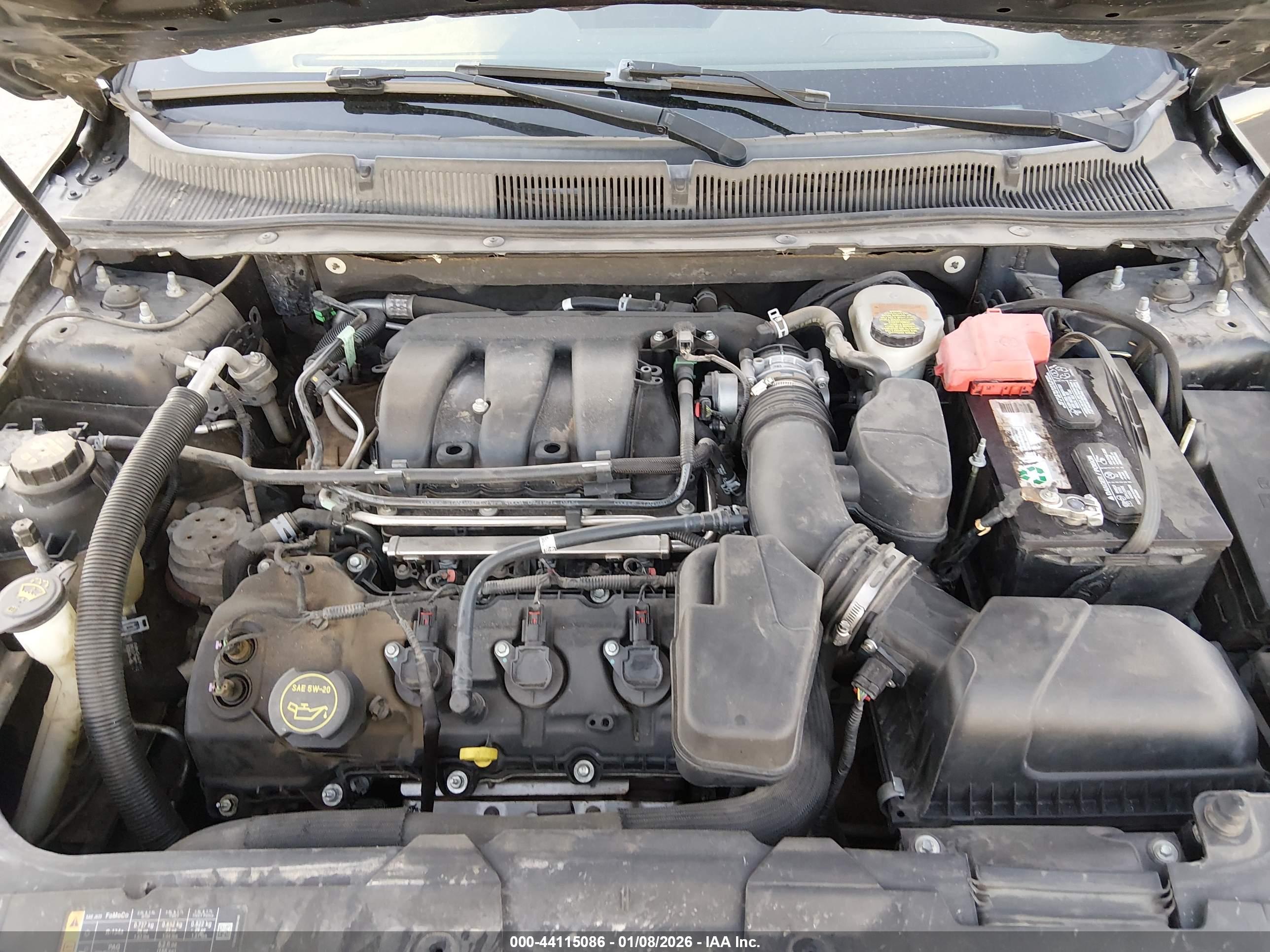 FORD TAURUS image 10