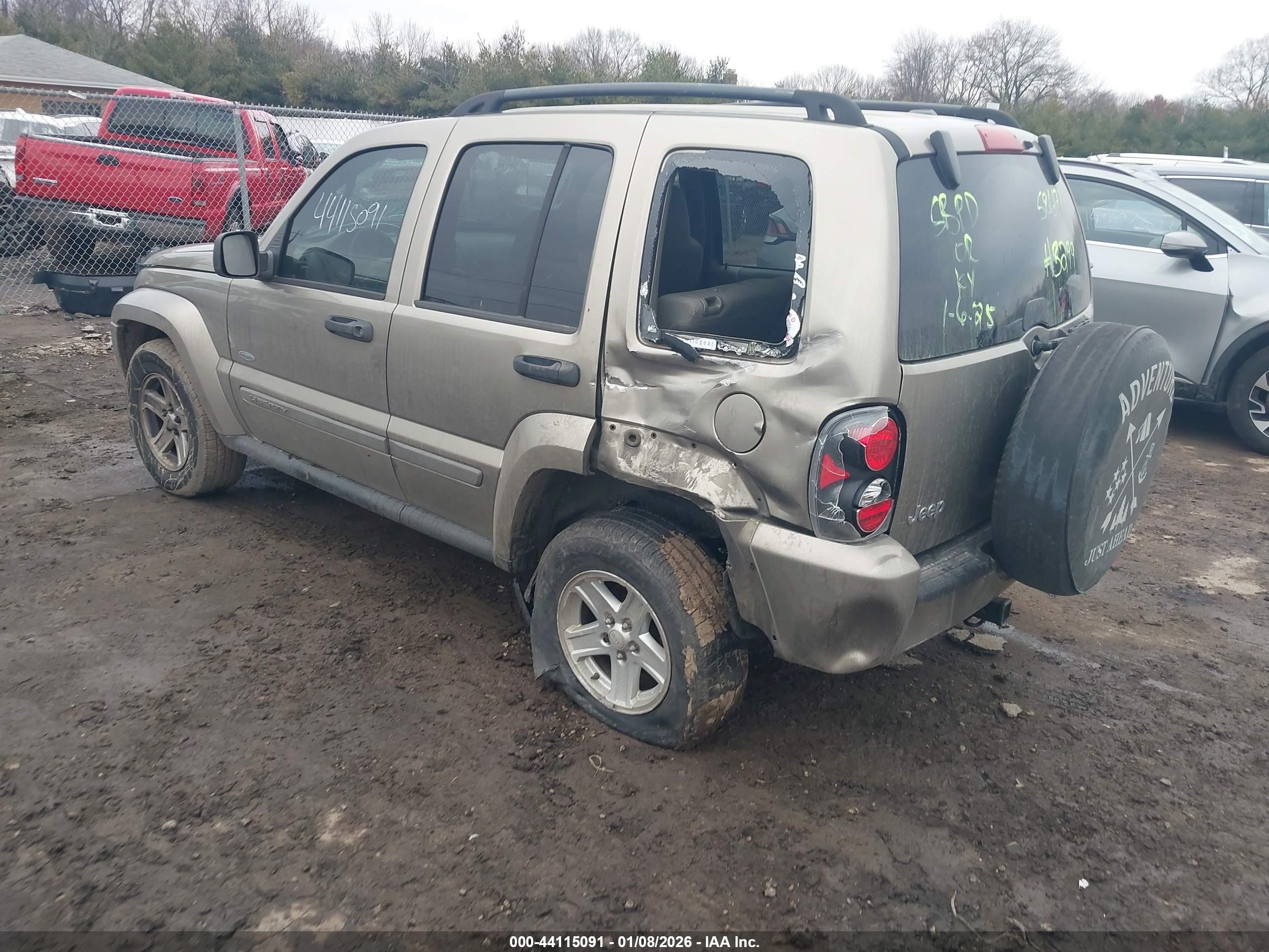 JEEP LIBERTY image 3
