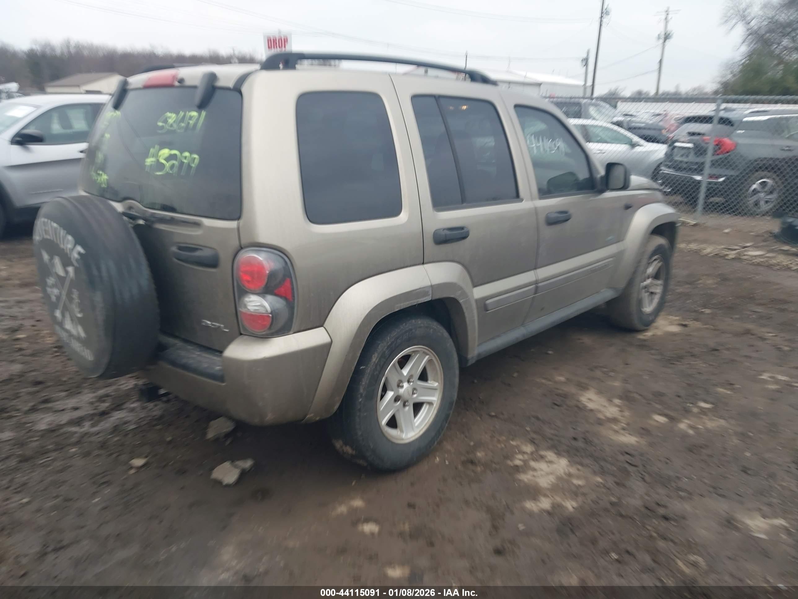 JEEP LIBERTY image 4