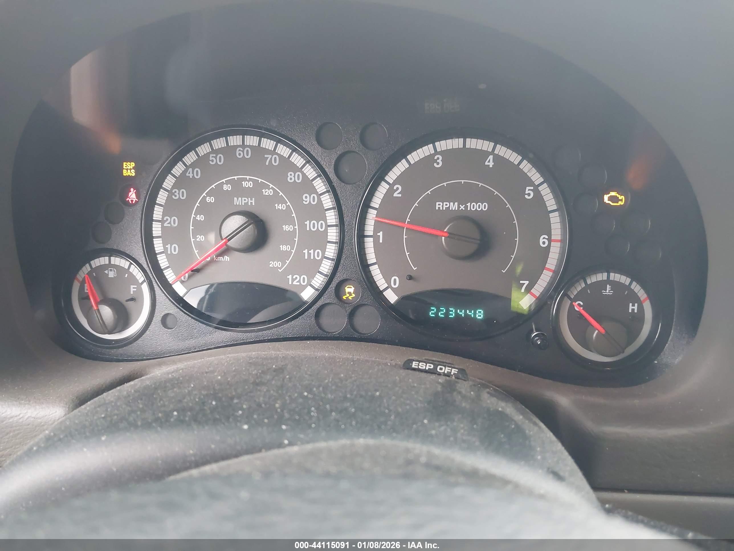 JEEP LIBERTY image 7