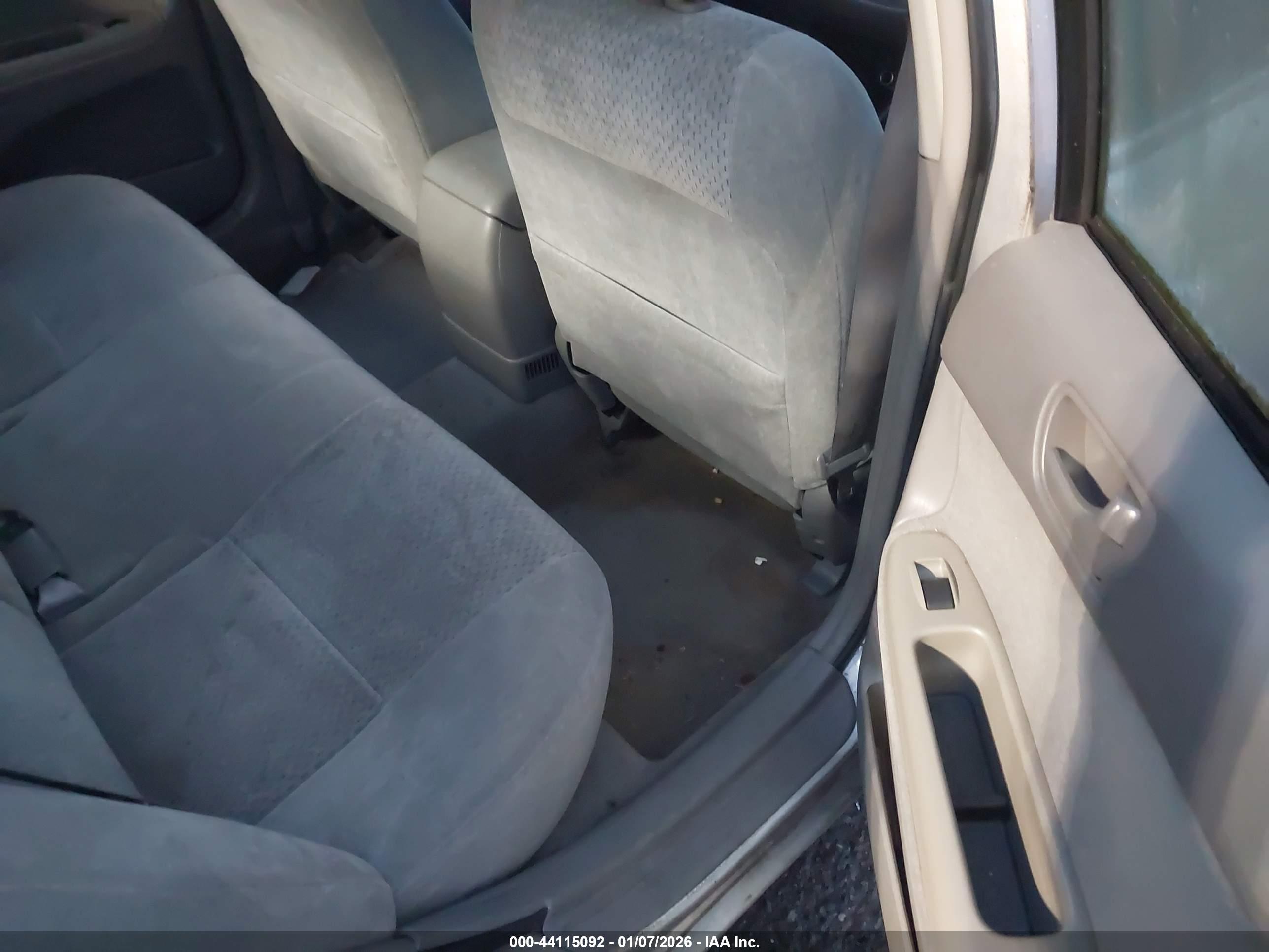 TOYOTA CAMRY image 8