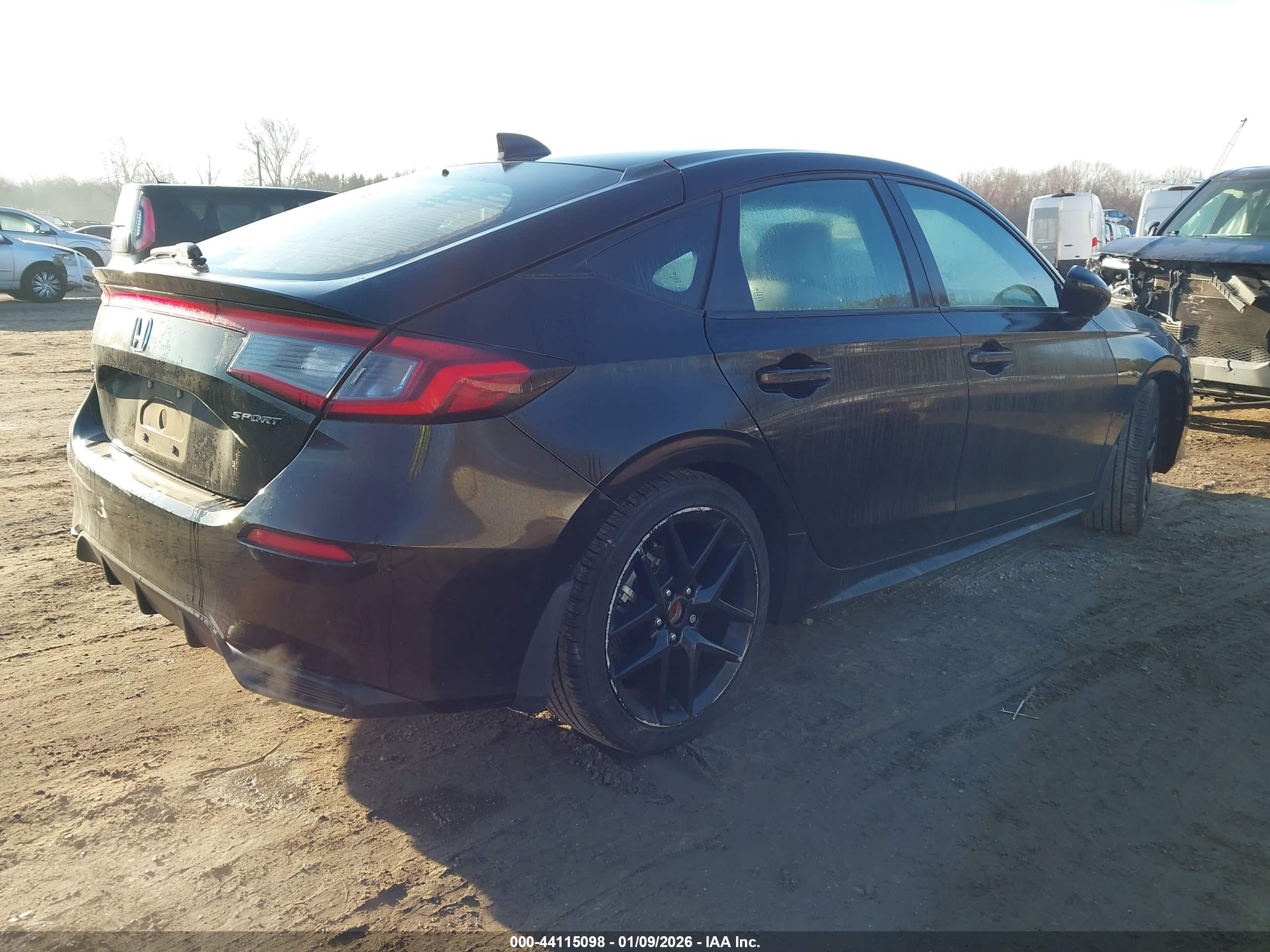 HONDA CIVIC image 4