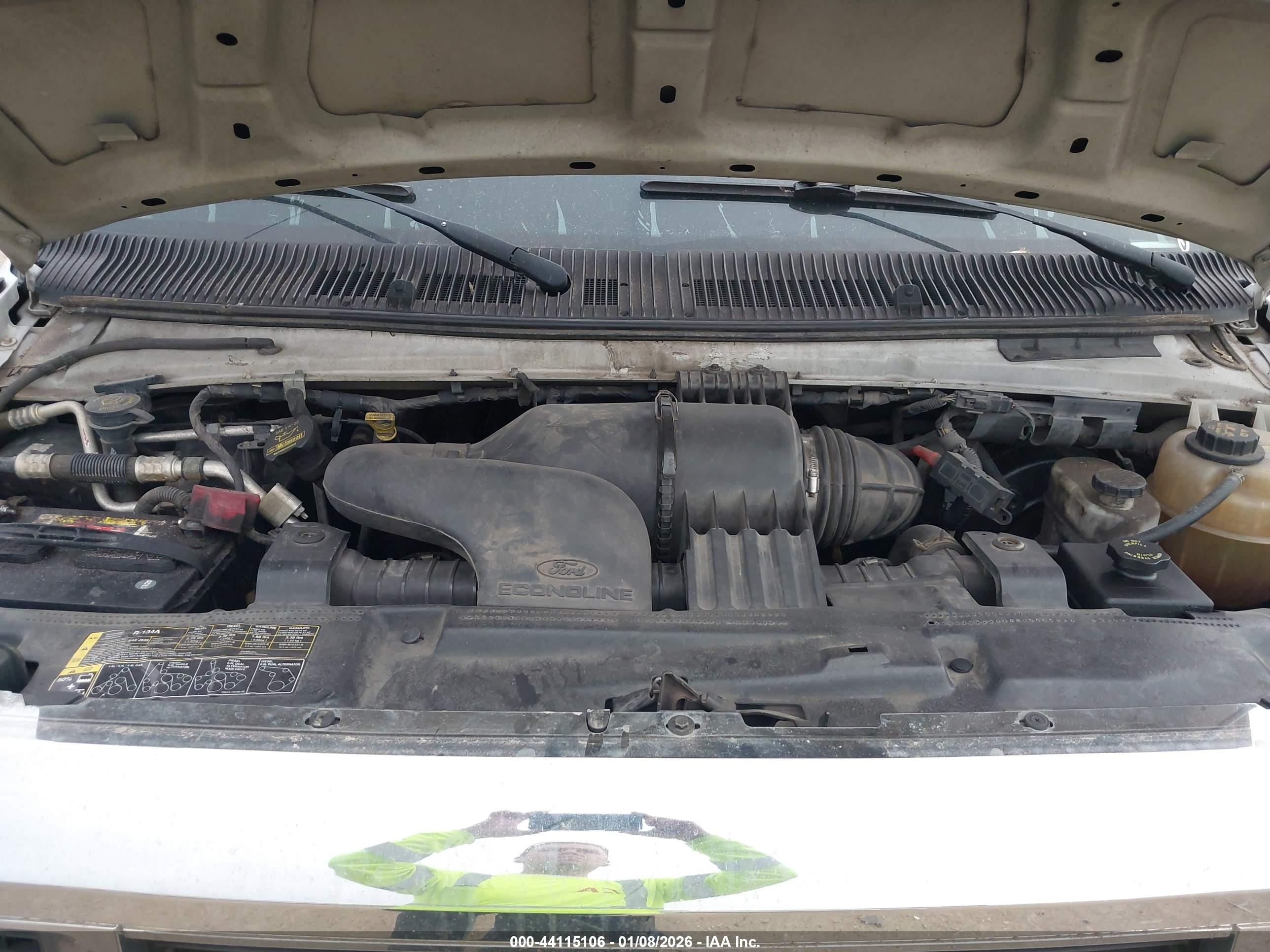 FORD E-150 image 10