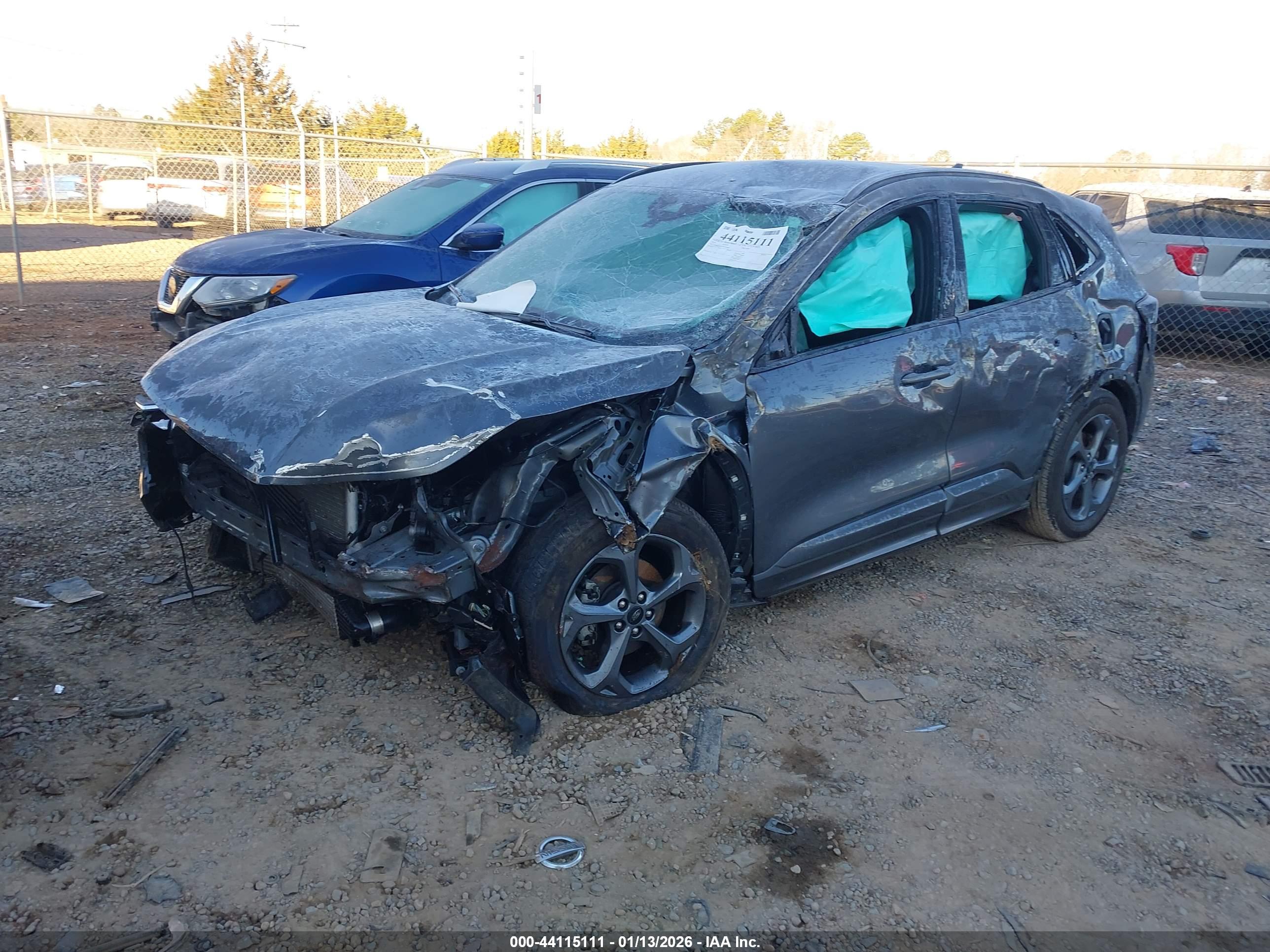 FORD ESCAPE image 2
