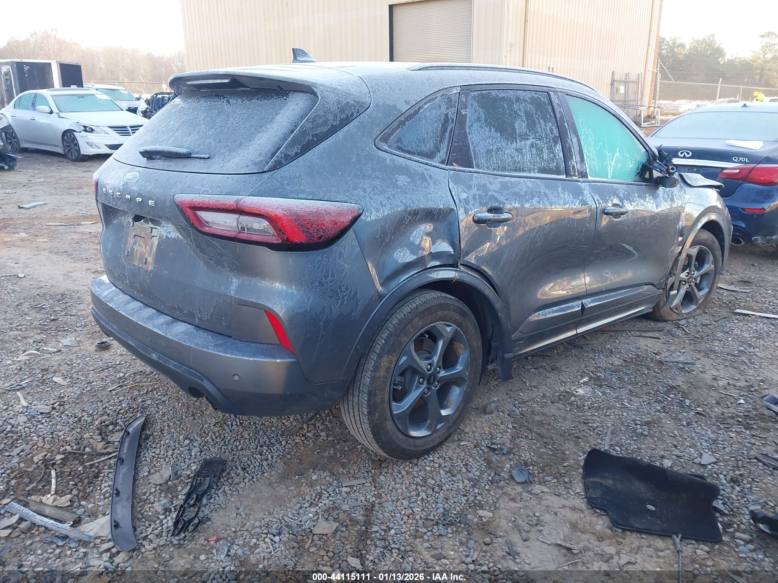 FORD ESCAPE image 4