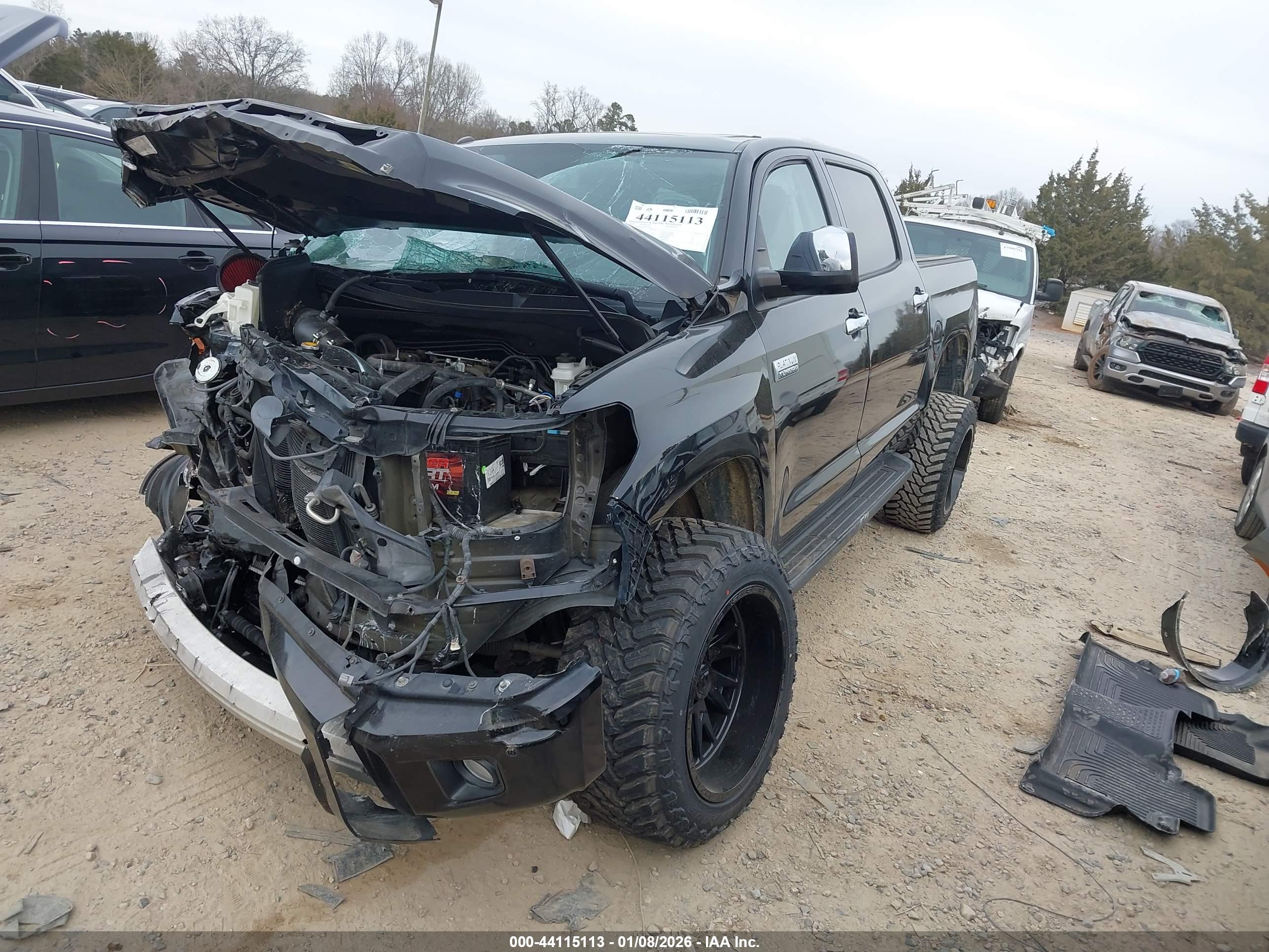 TOYOTA TUNDRA image 2