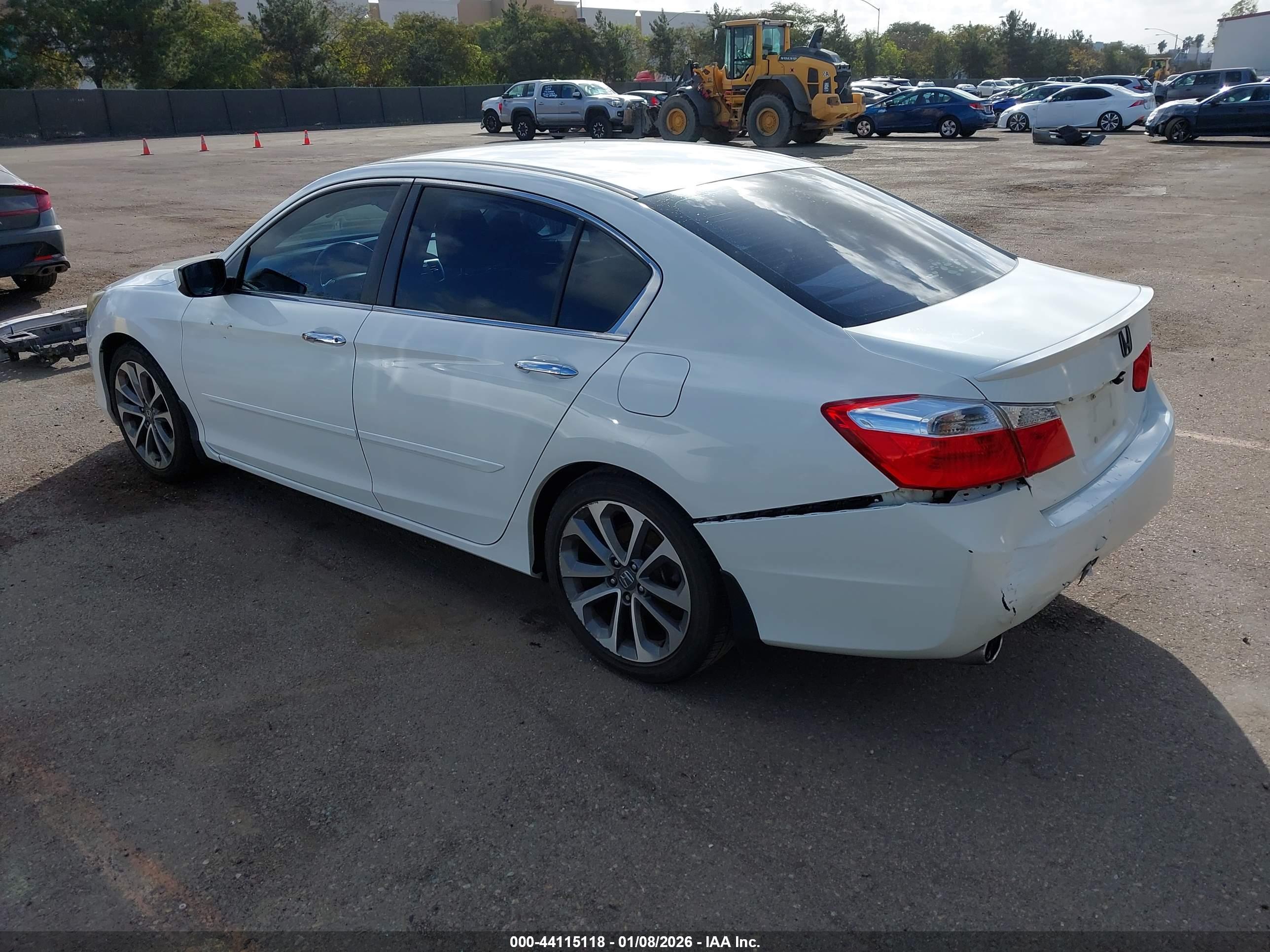 HONDA ACCORD image 3