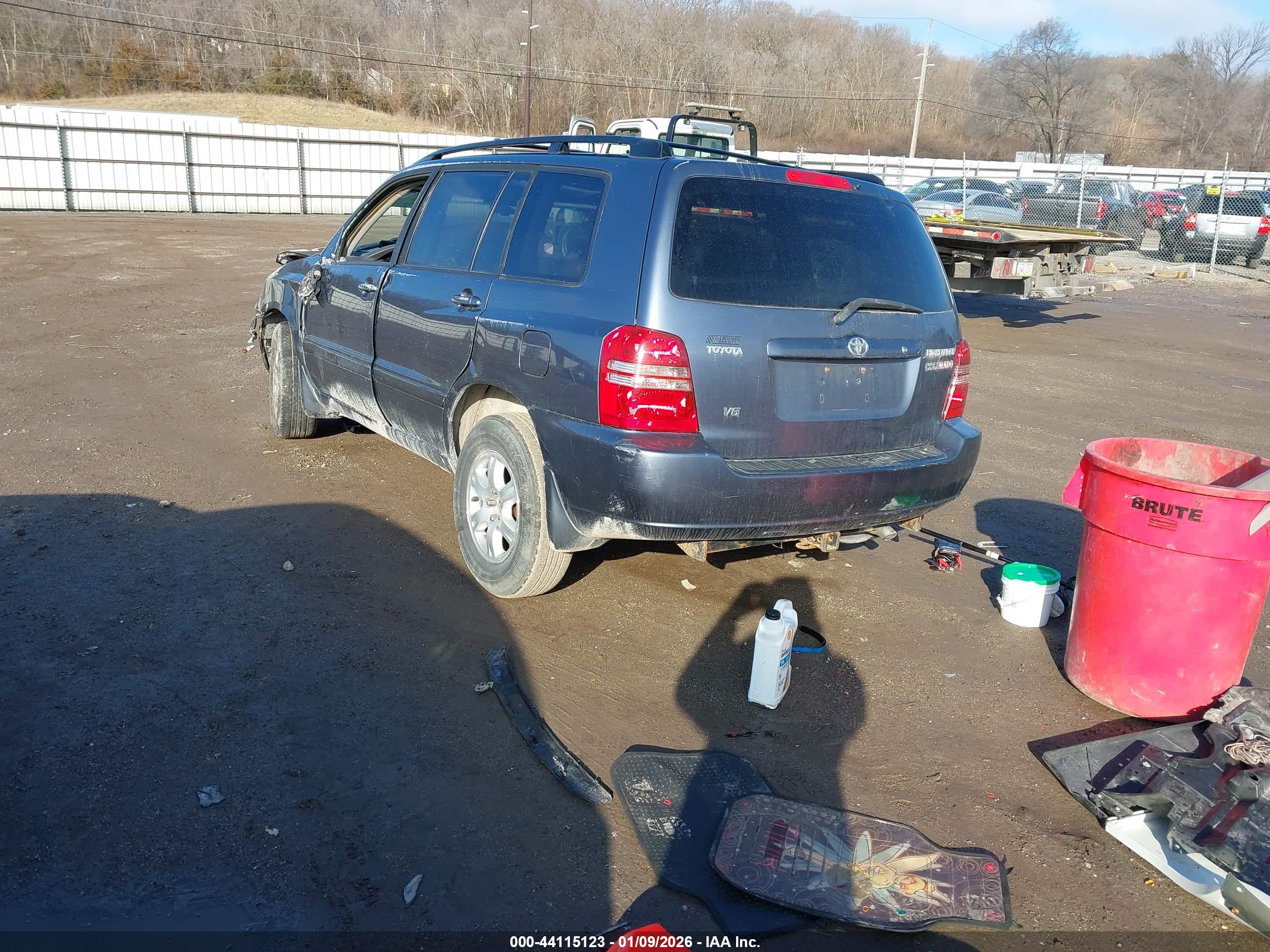 TOYOTA HIGHLANDER image 3