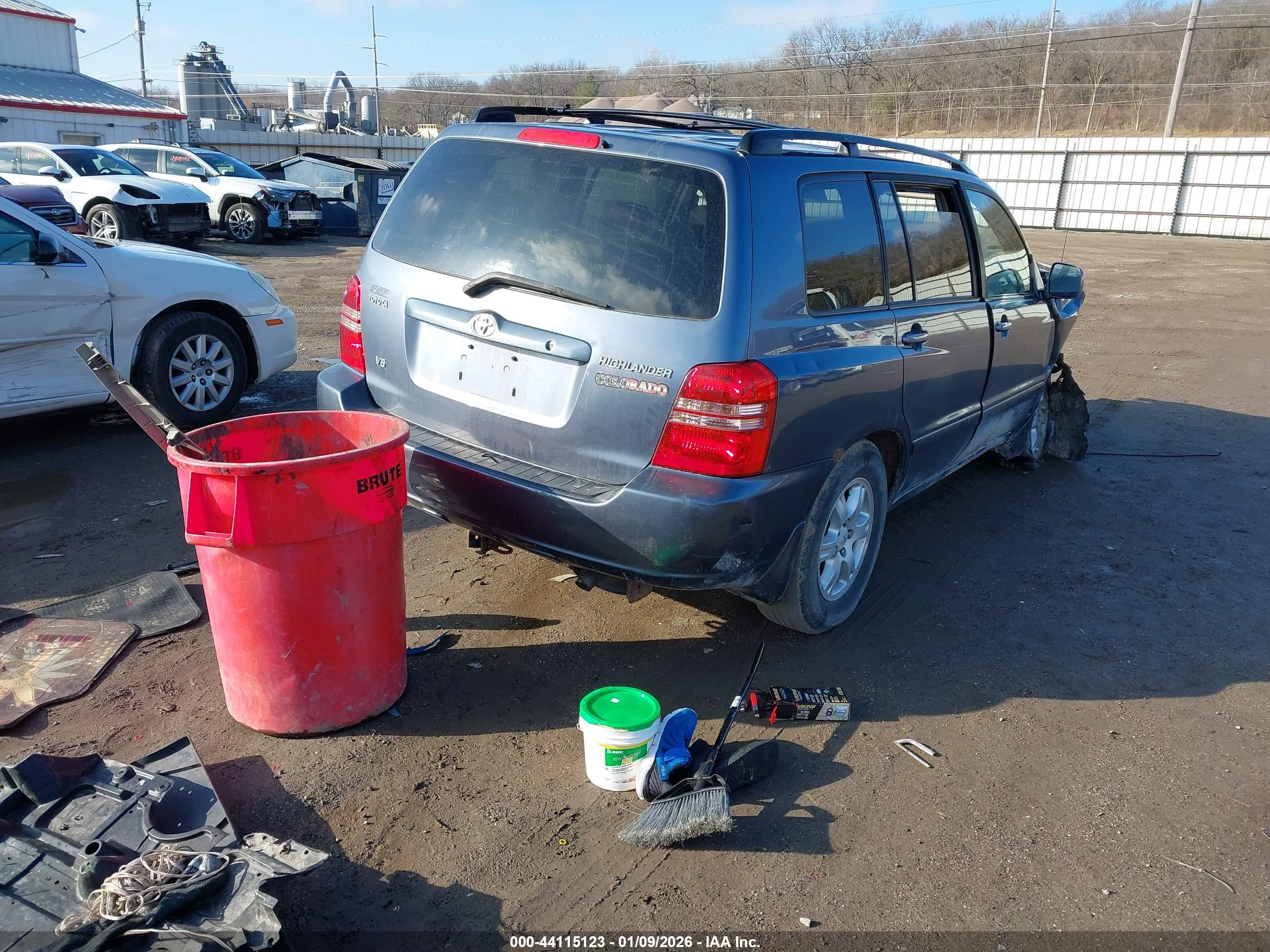 TOYOTA HIGHLANDER image 4