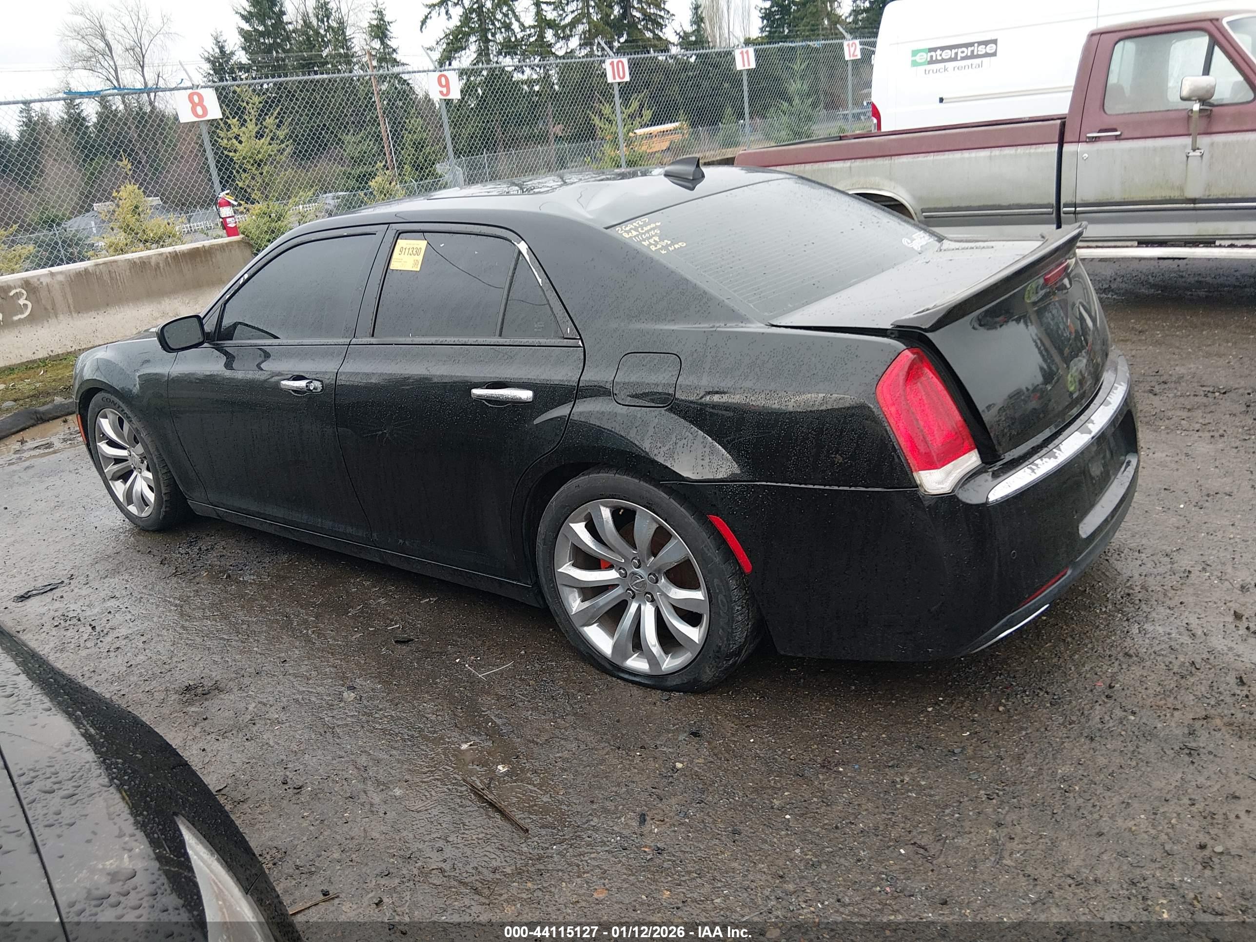 CHRYSLER 300 image 3