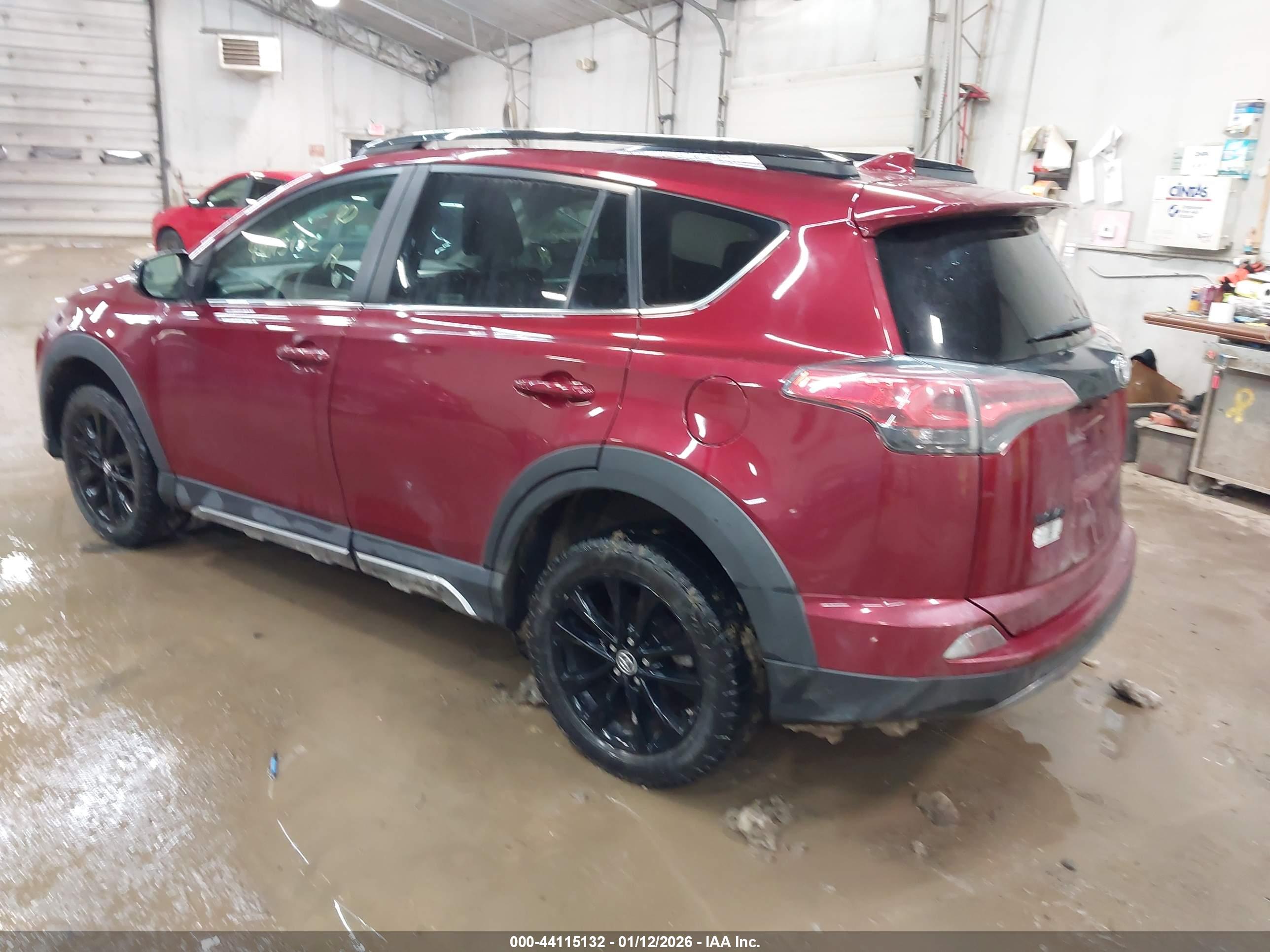 TOYOTA RAV4 image 3