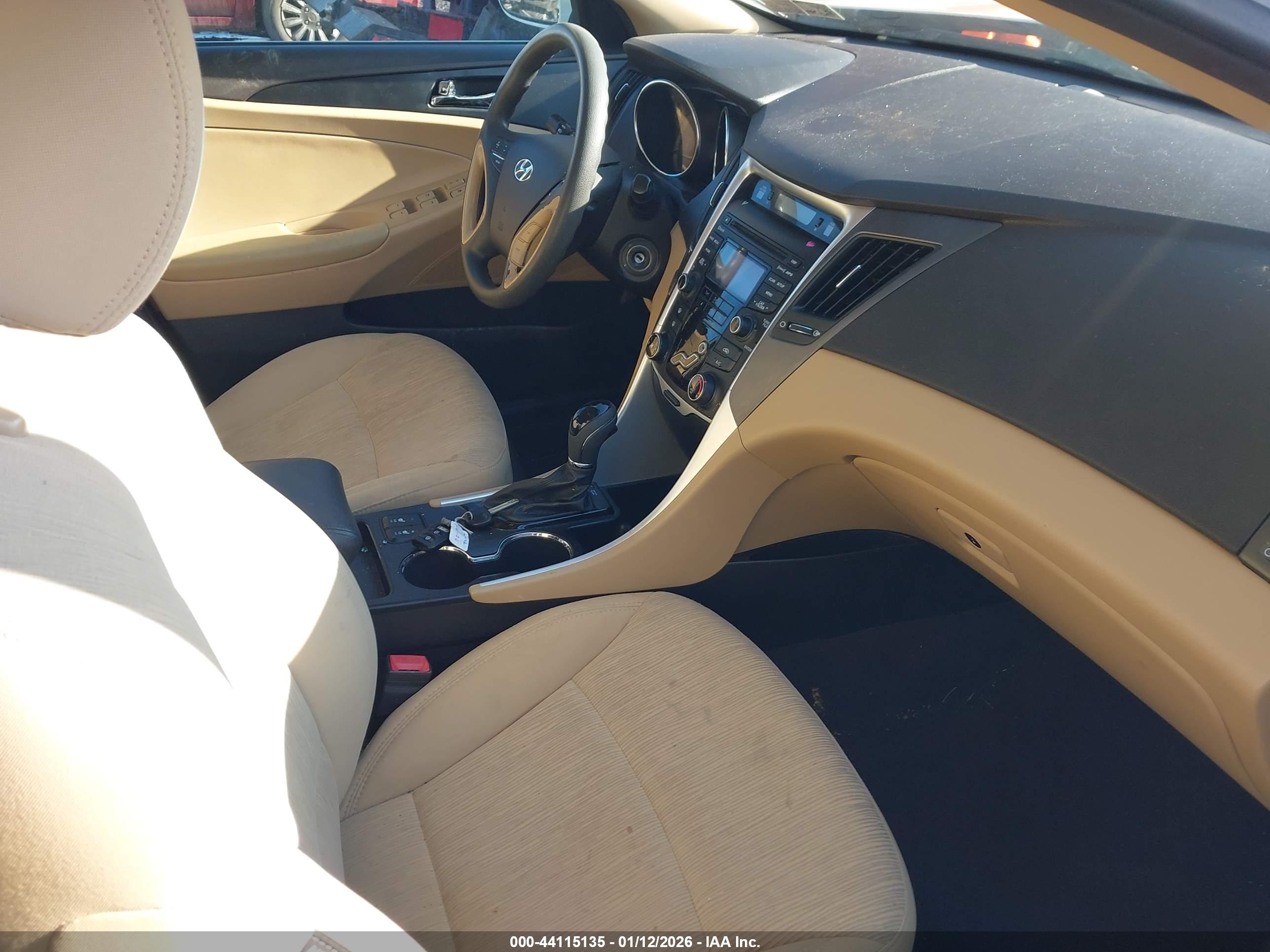 HYUNDAI SONATA image 5