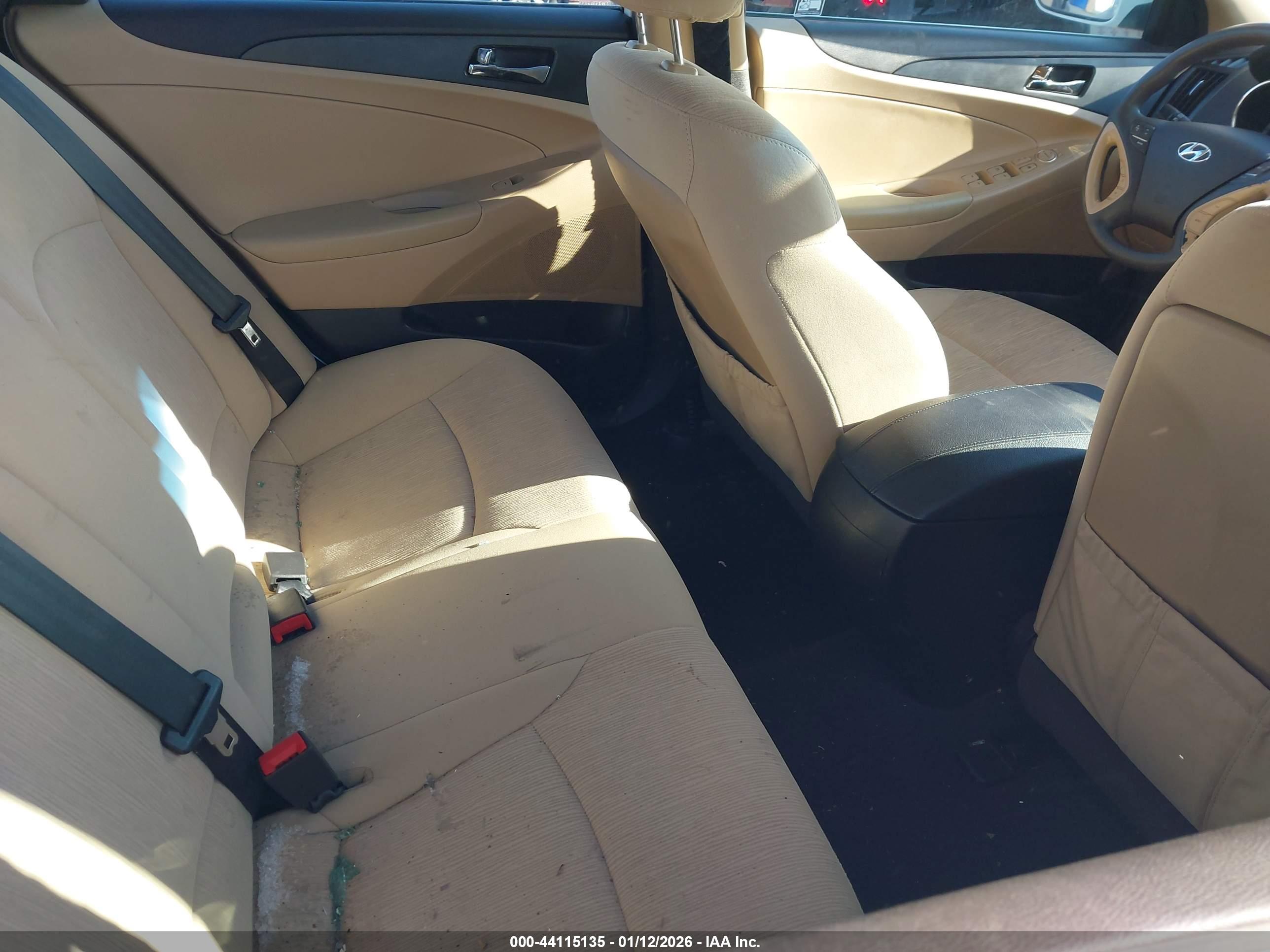 HYUNDAI SONATA image 8