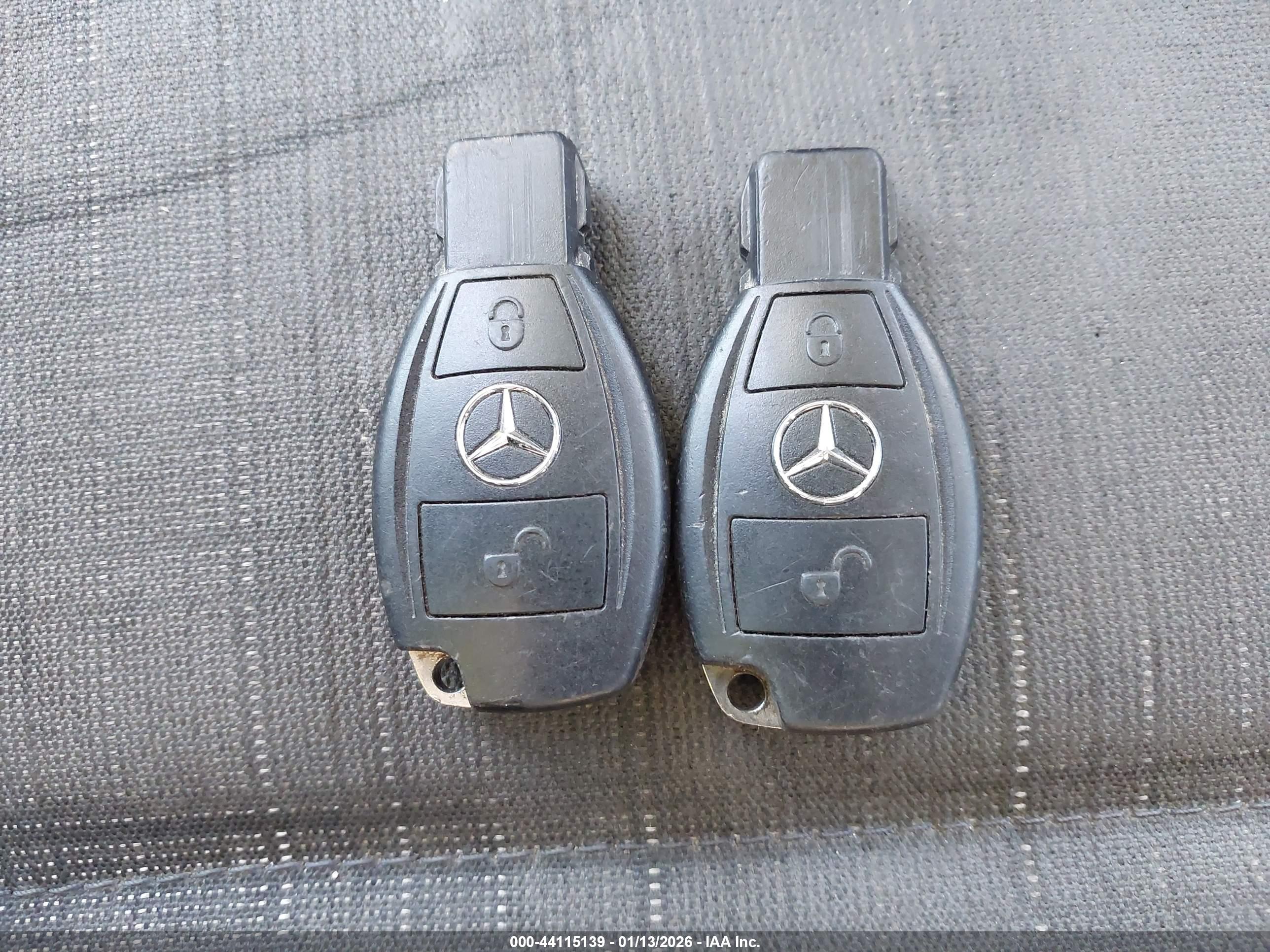 MERCEDES-BENZ METRIS image 11