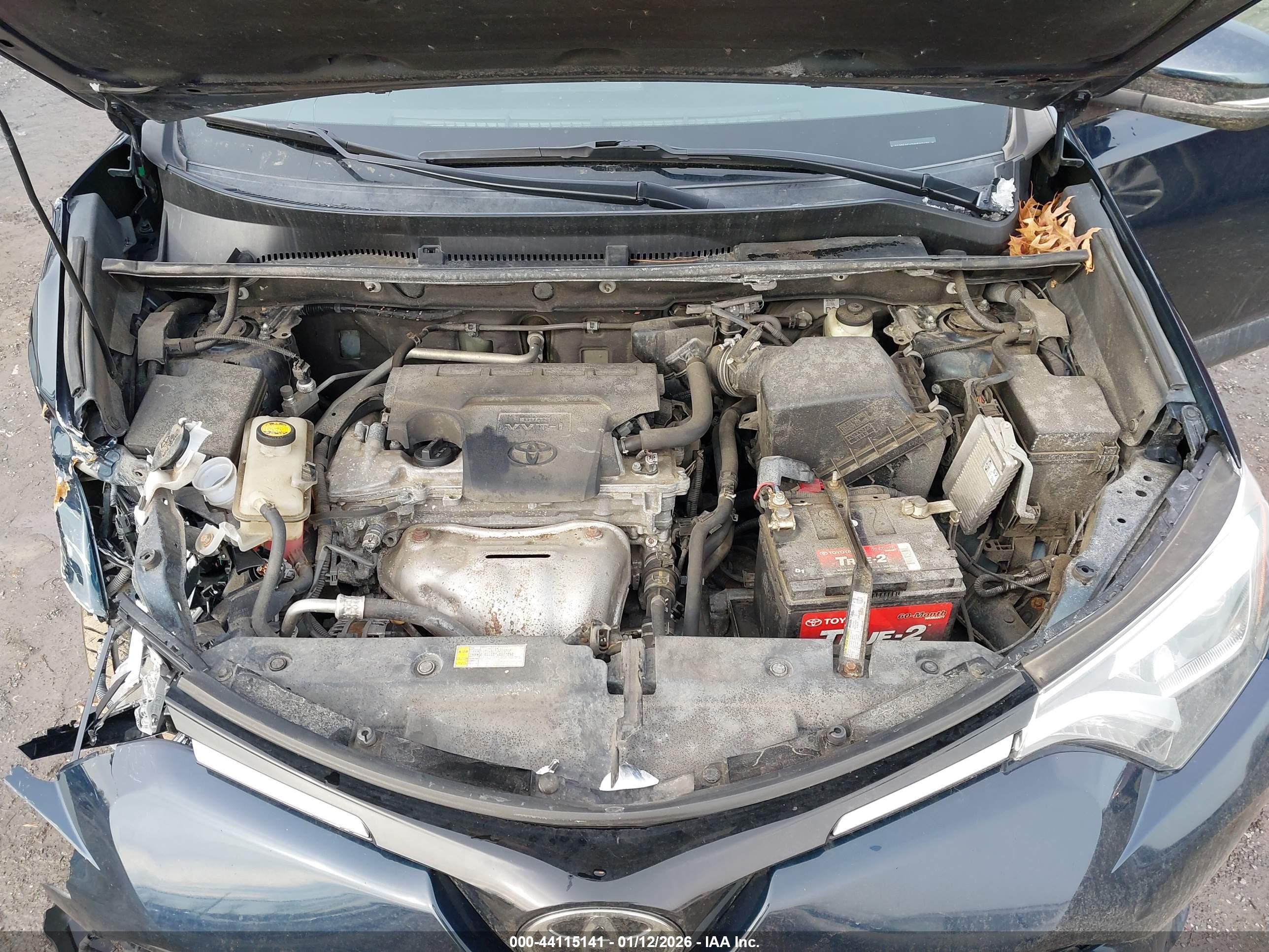 TOYOTA RAV4 image 10