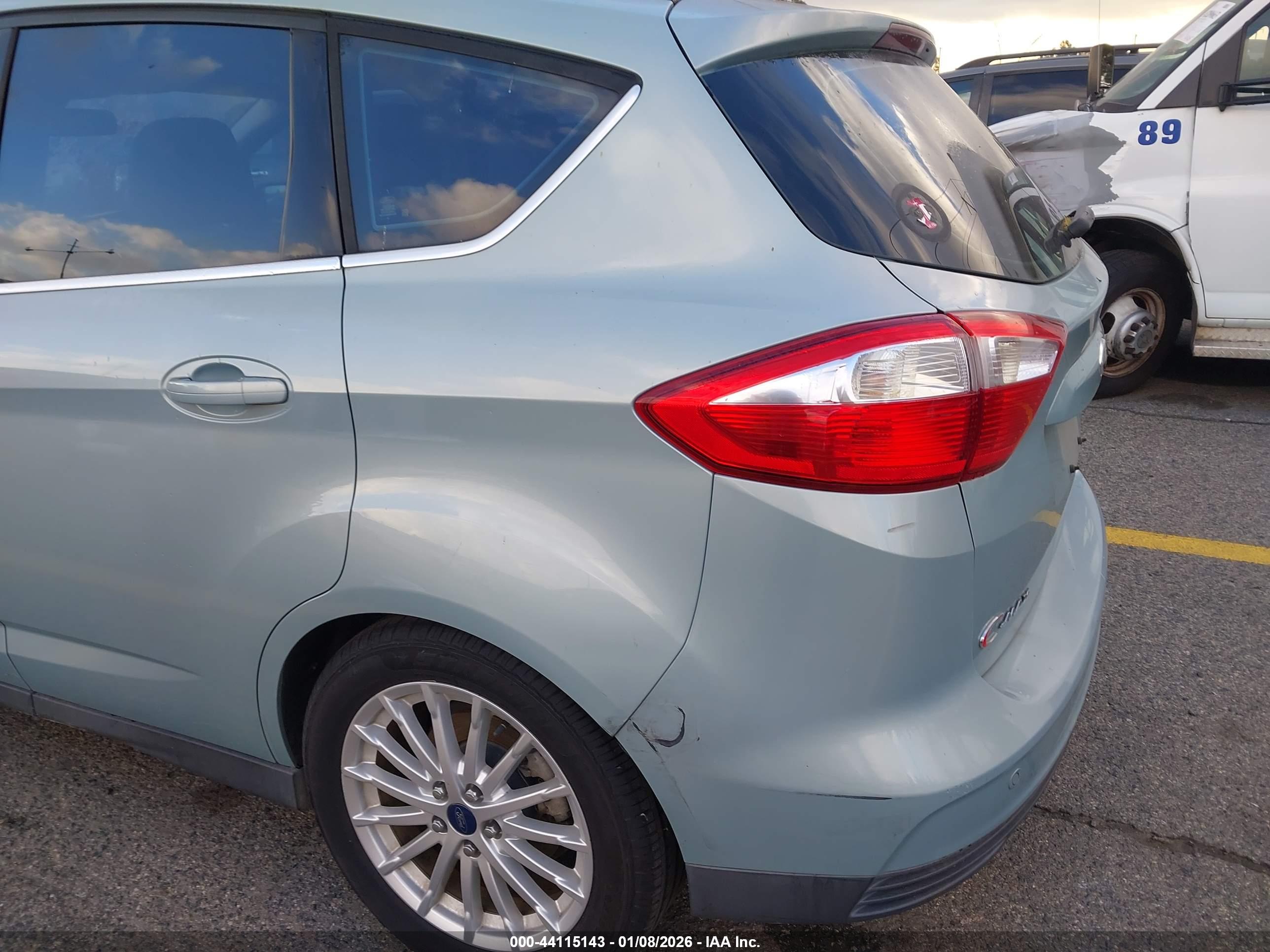 FORD C-MAX image 6