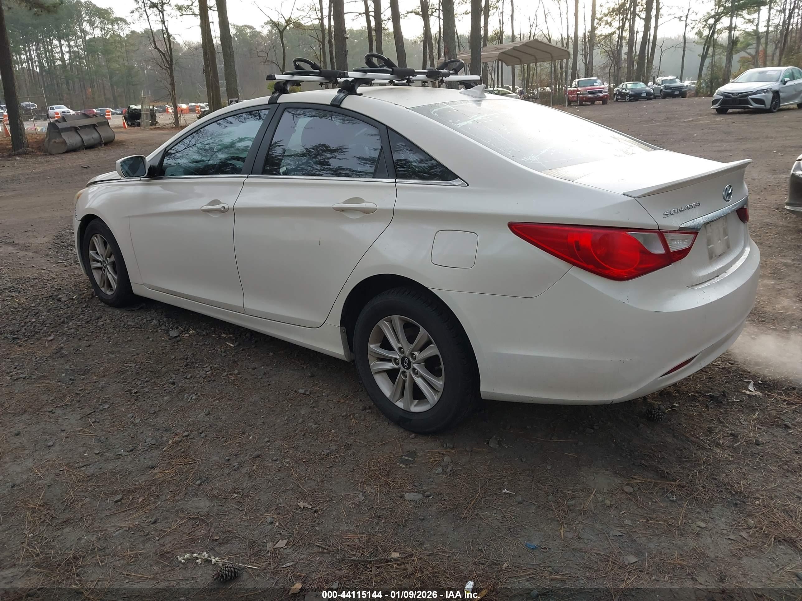 HYUNDAI SONATA image 3