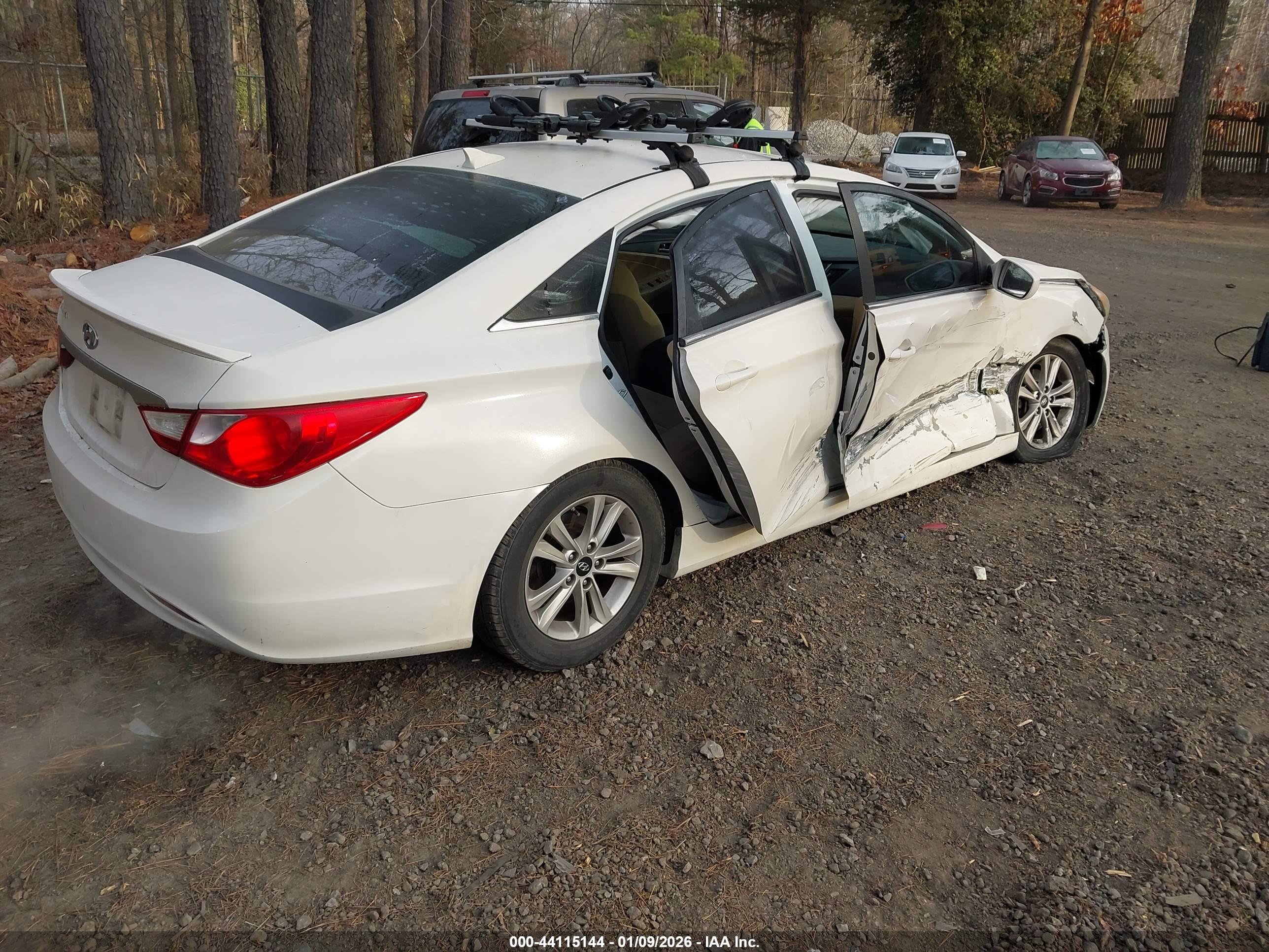 HYUNDAI SONATA image 4