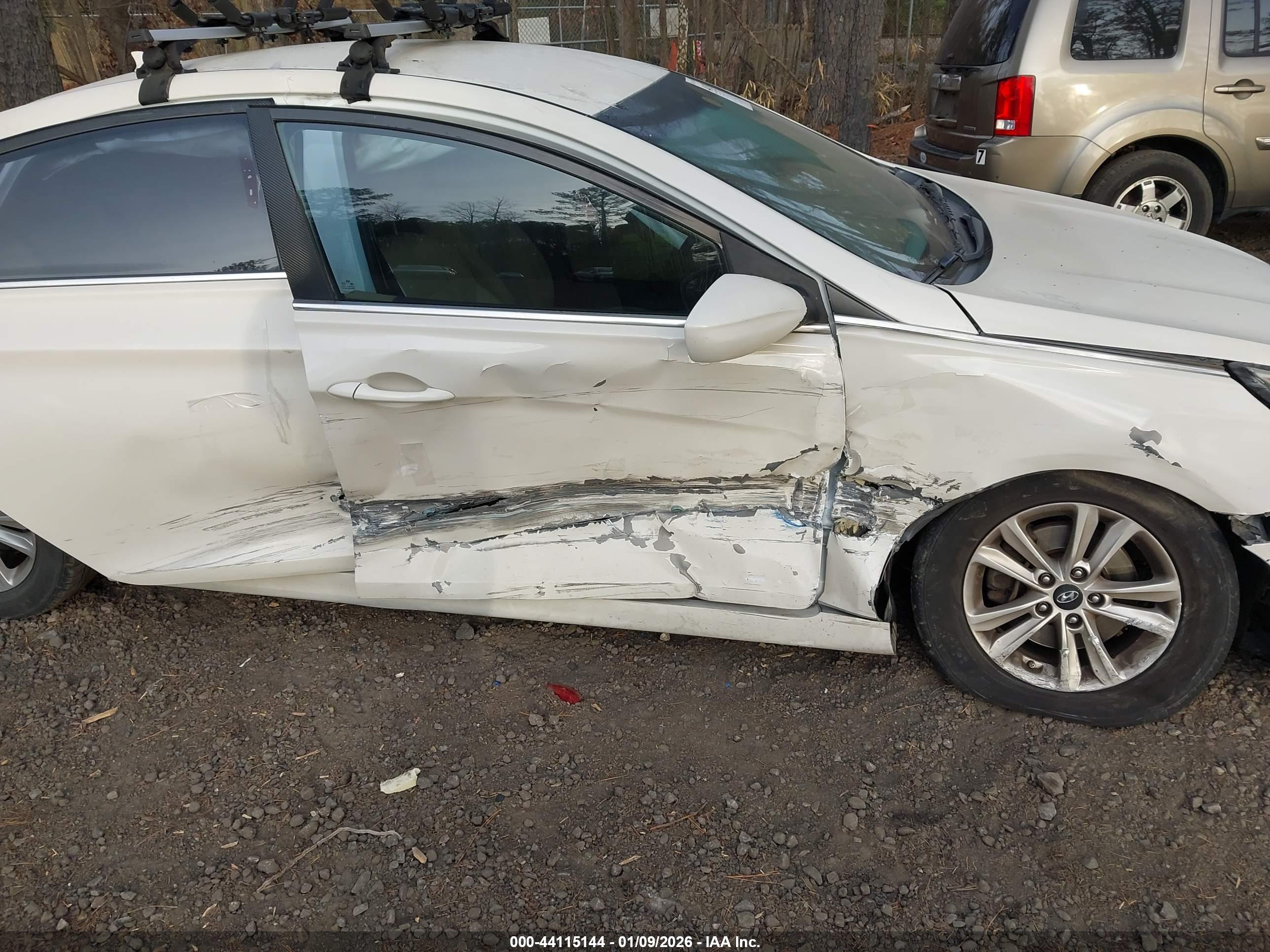 HYUNDAI SONATA image 6