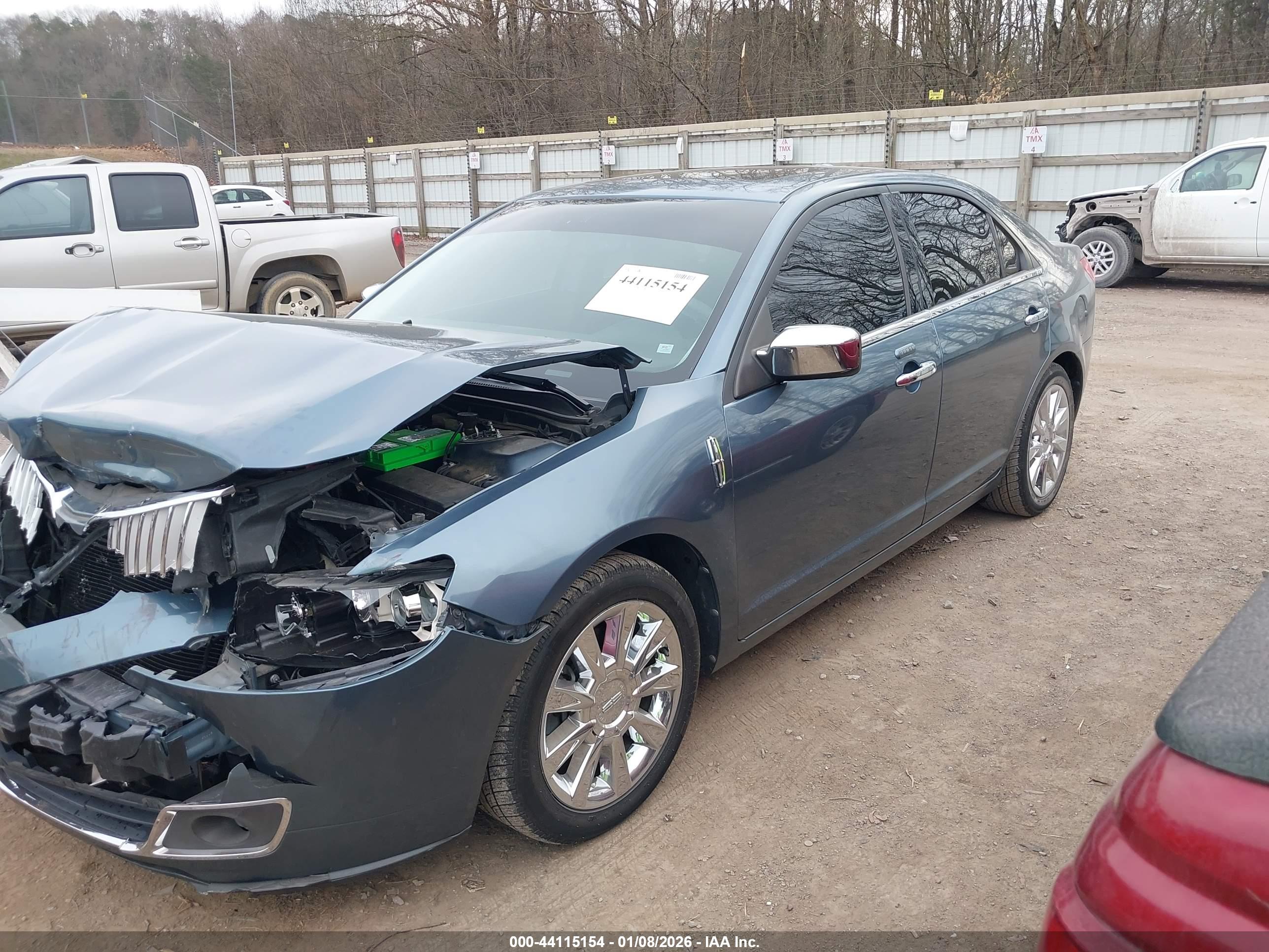 LINCOLN MKZ image 2