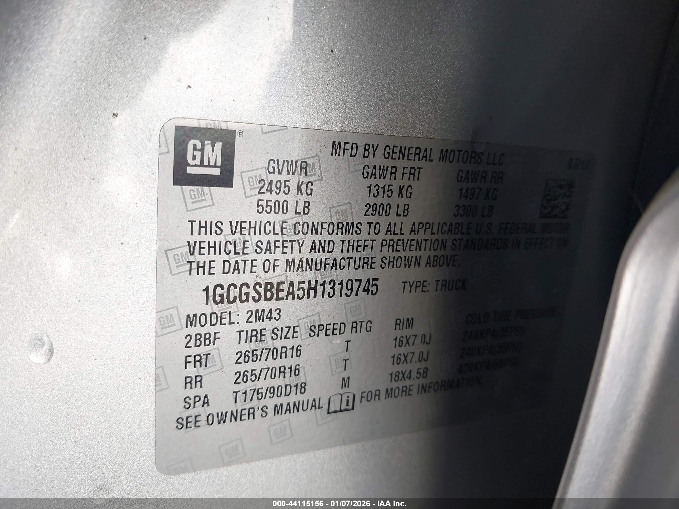 CHEVROLET COLORADO image 9