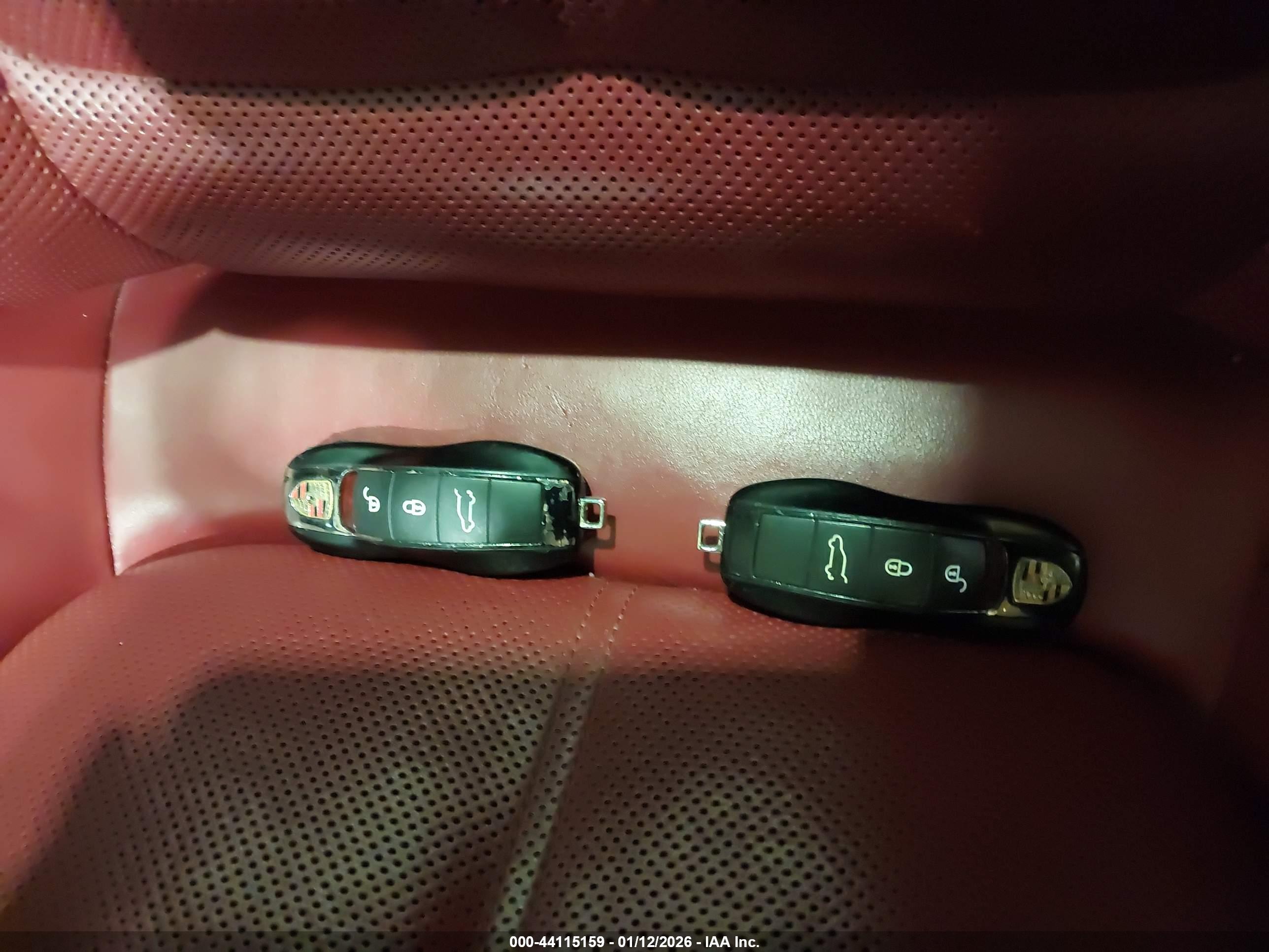 PORSCHE CAYENNE image 11