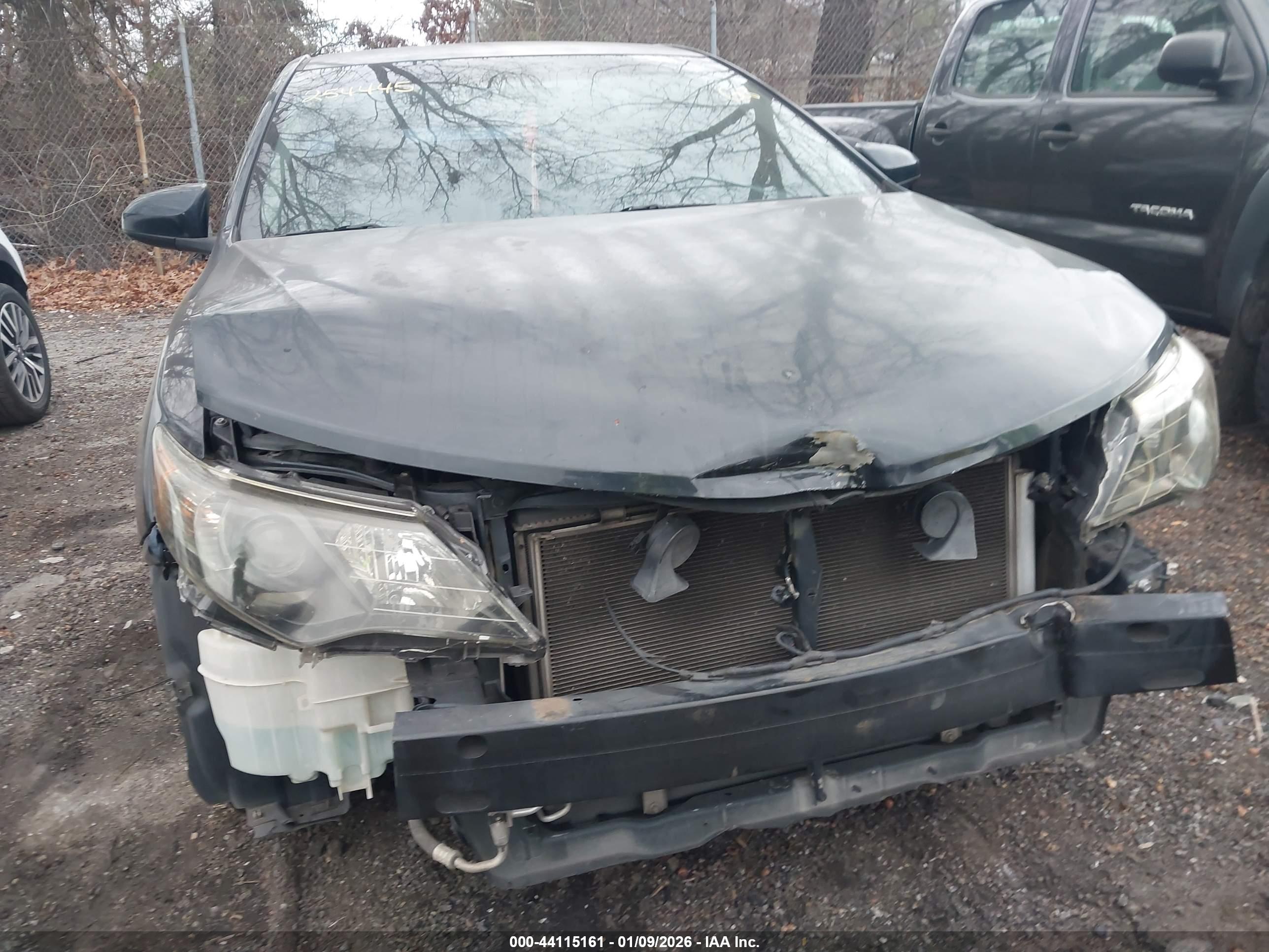 TOYOTA CAMRY image 6