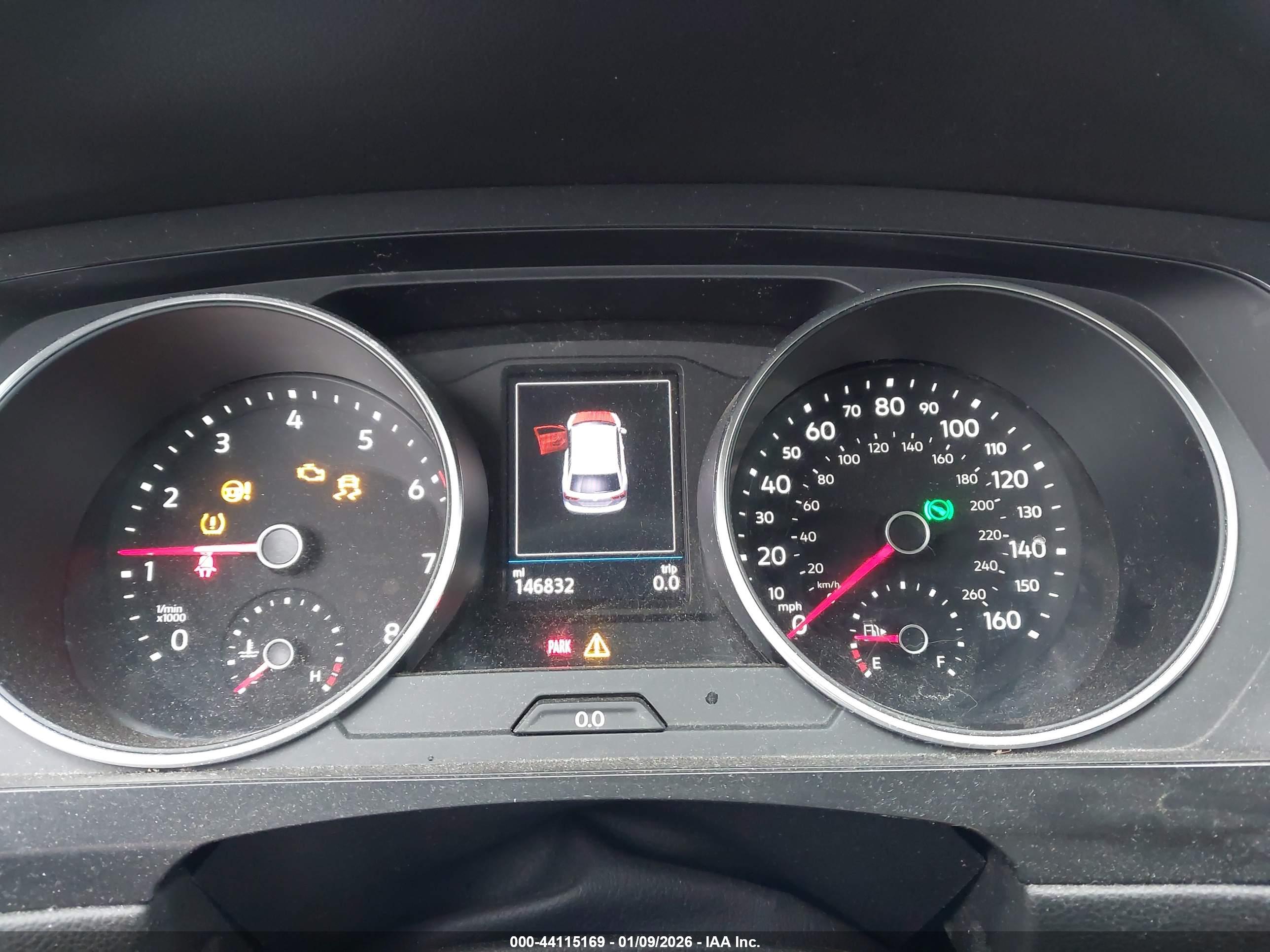 VOLKSWAGEN TIGUAN image 7