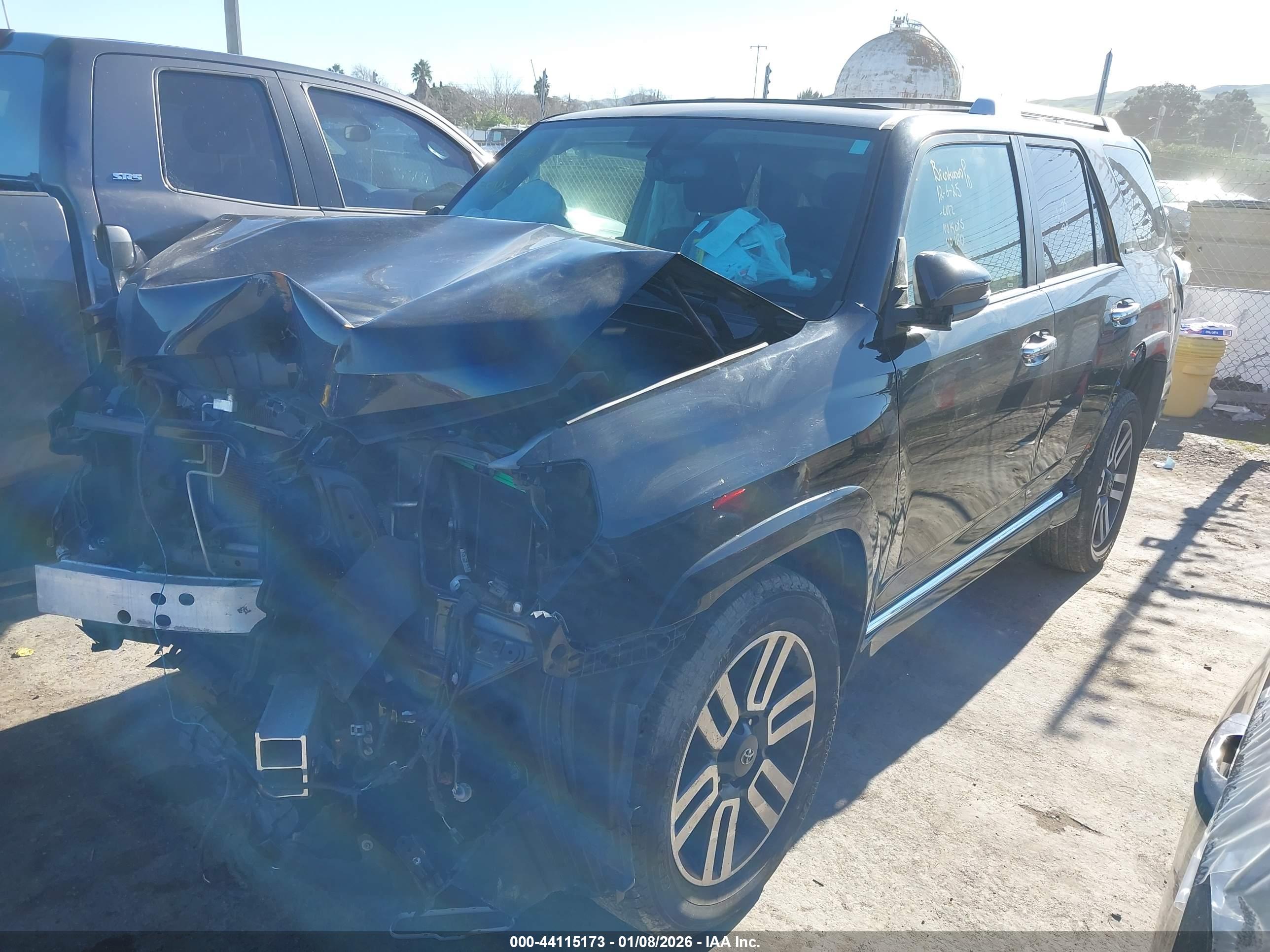 TOYOTA 4RUNNER image 2