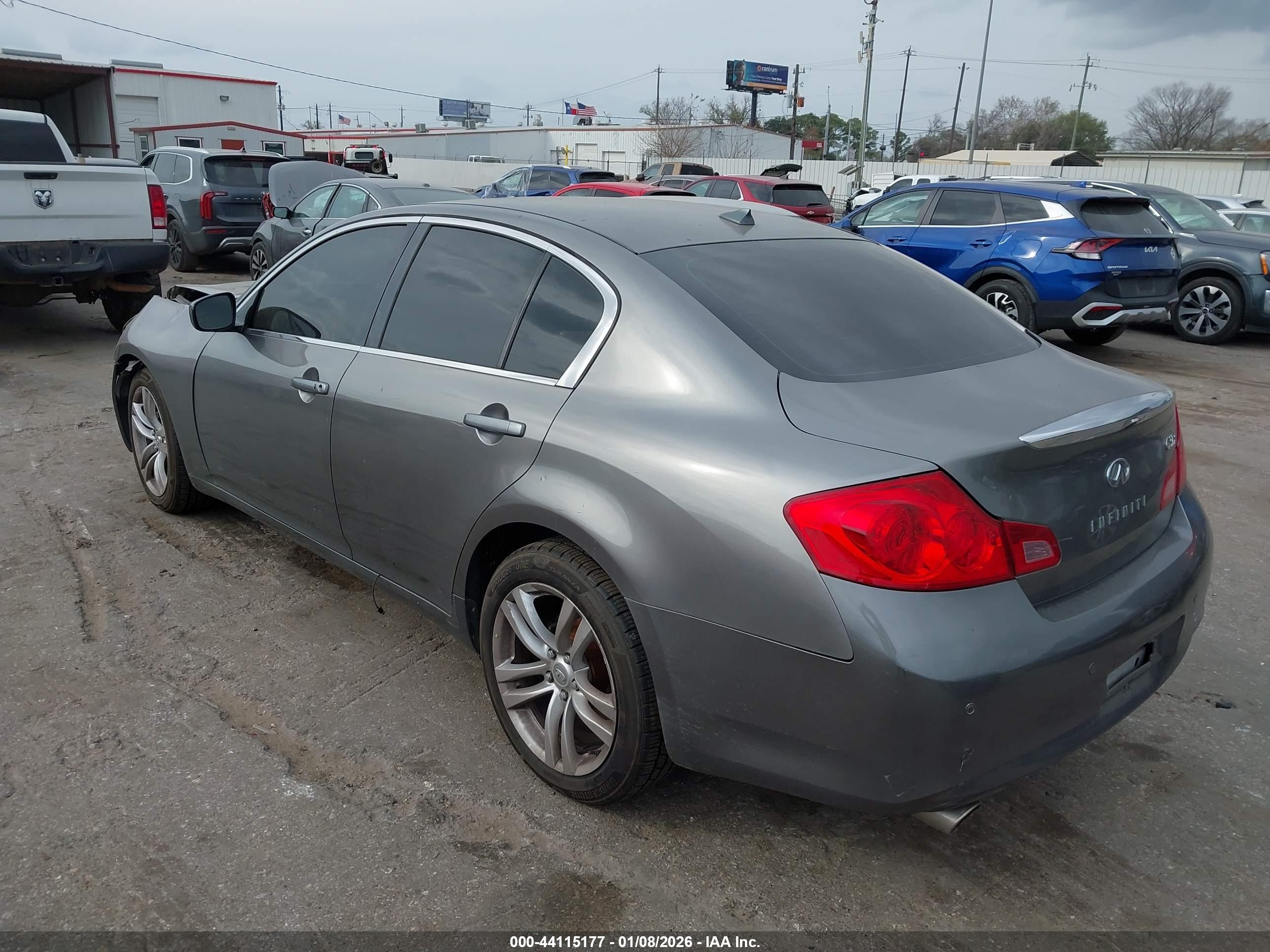 INFINITI G37X image 3