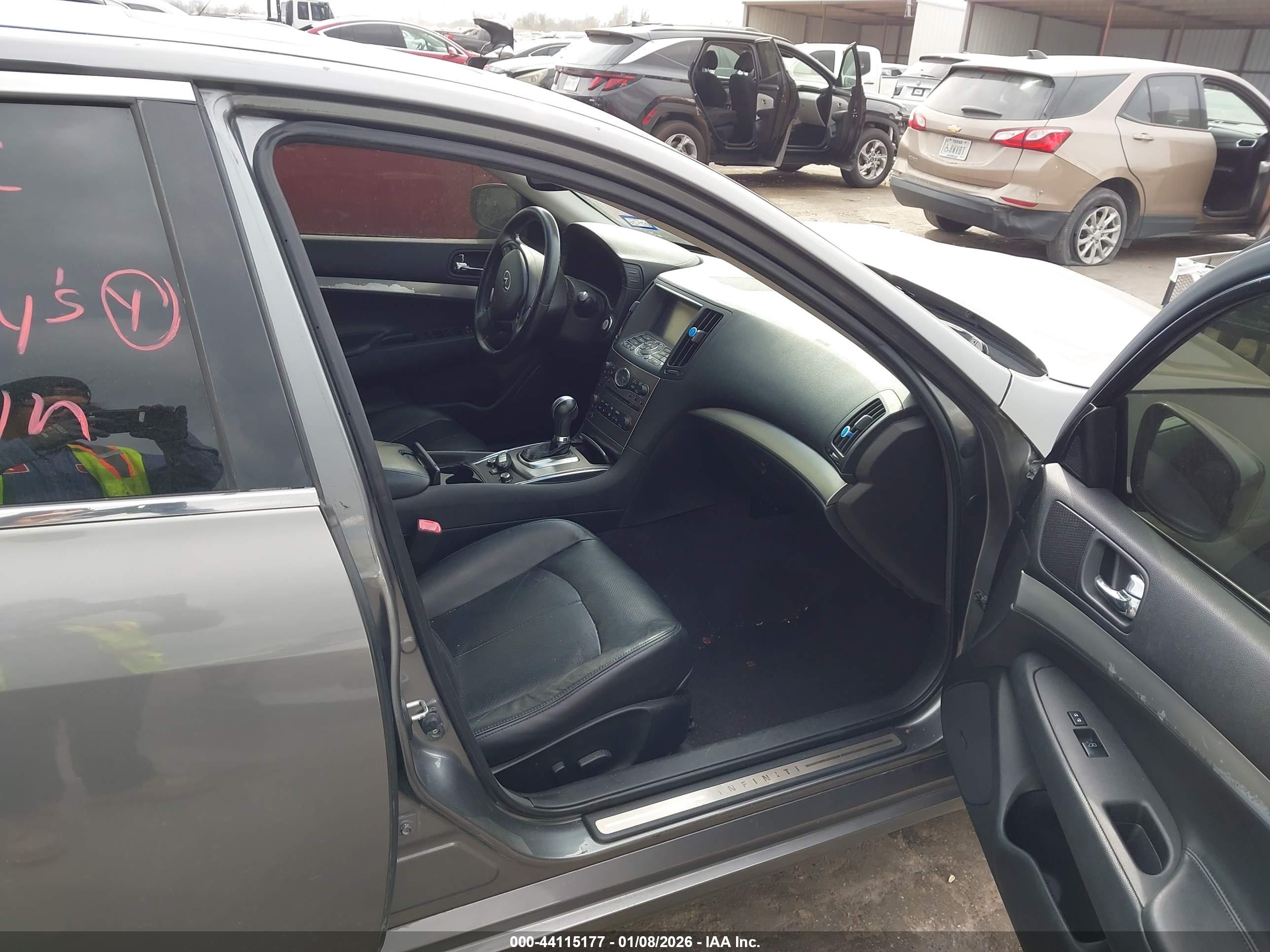 INFINITI G37X image 5