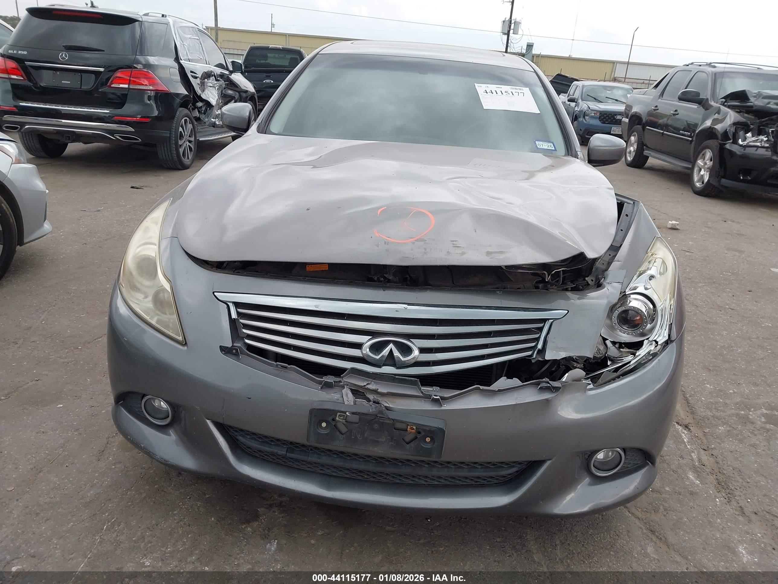 INFINITI G37X image 6