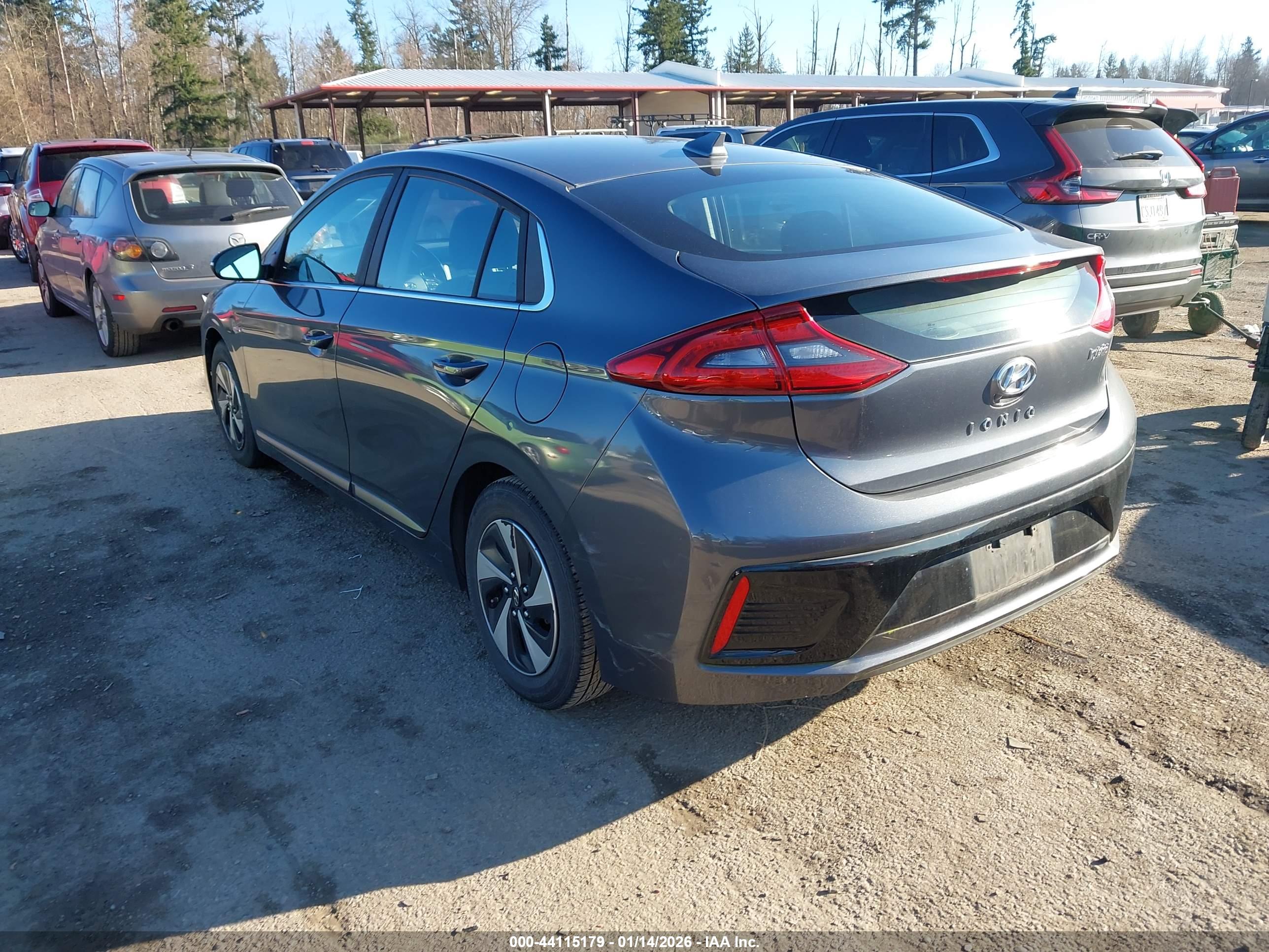 HYUNDAI IONIQ image 3