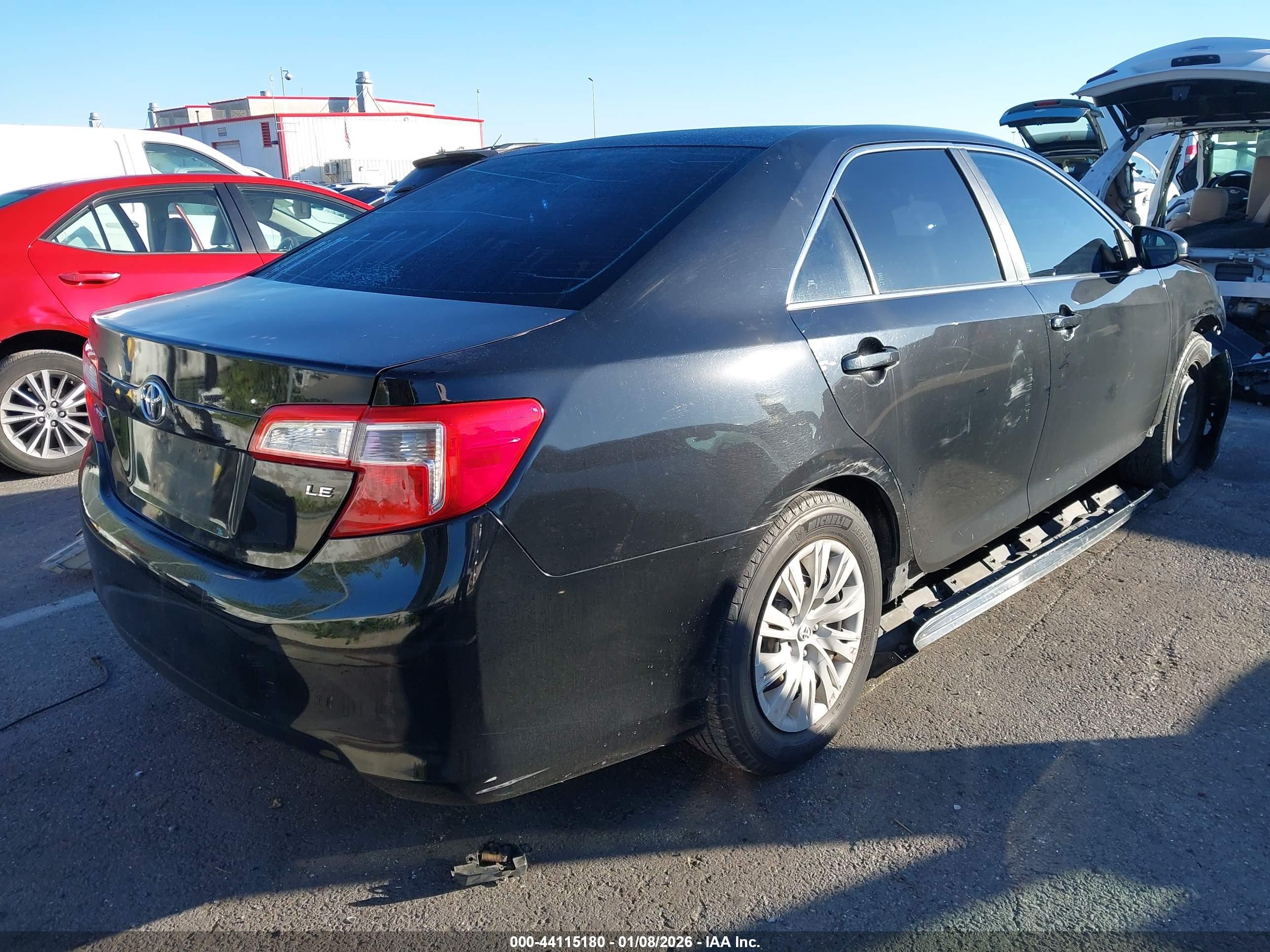 TOYOTA CAMRY image 4