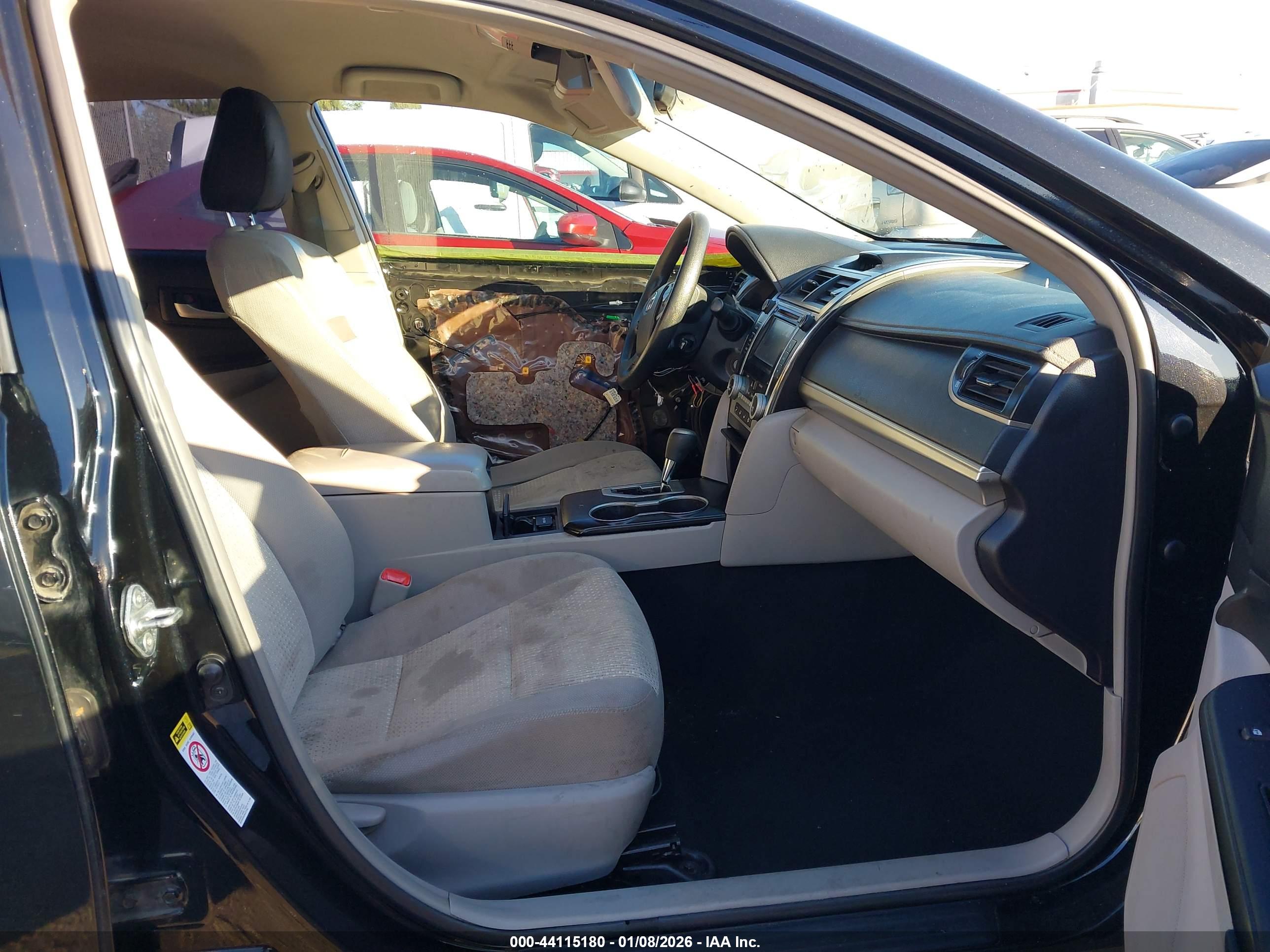 TOYOTA CAMRY image 5