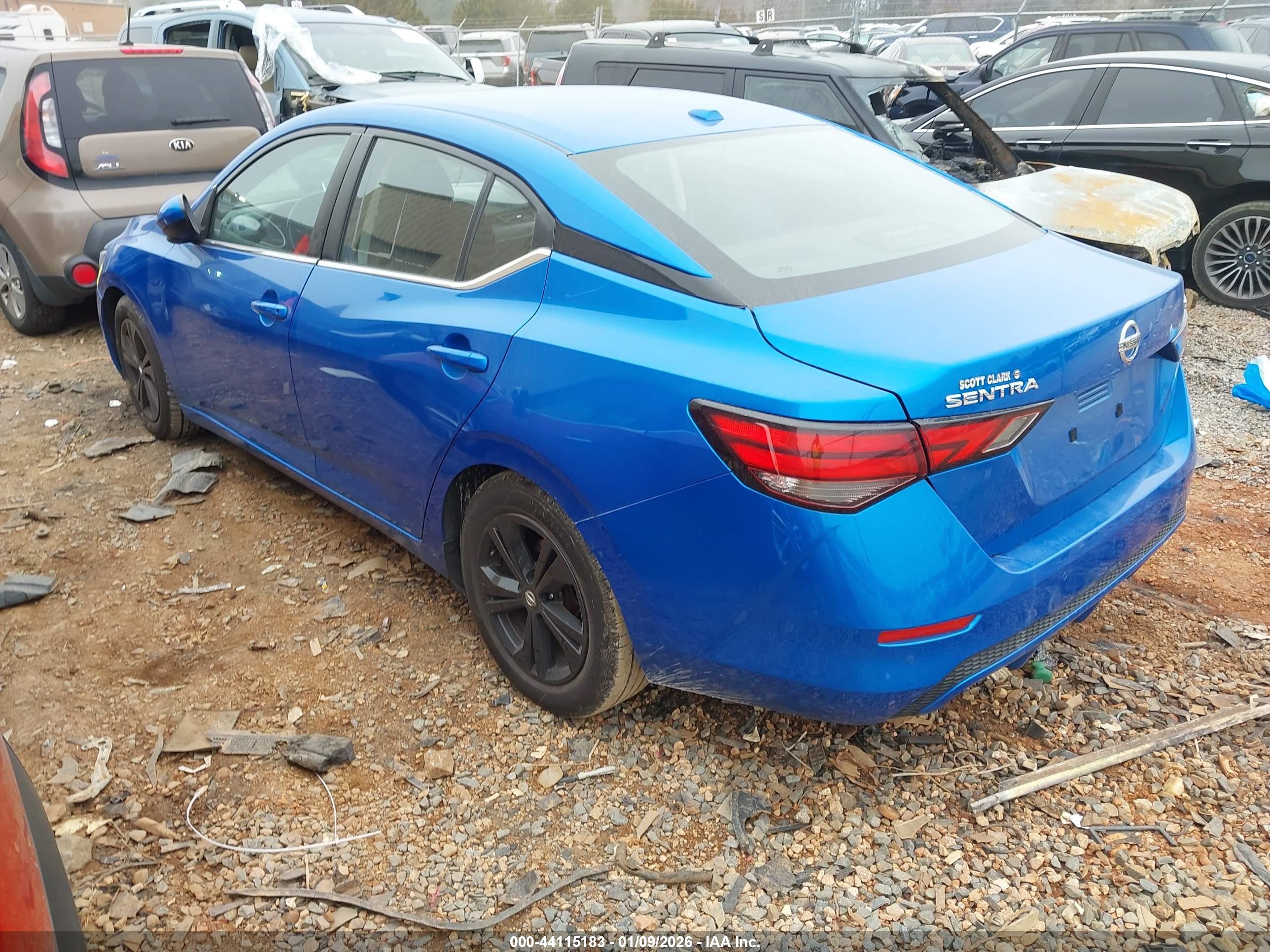 NISSAN SENTRA image 3