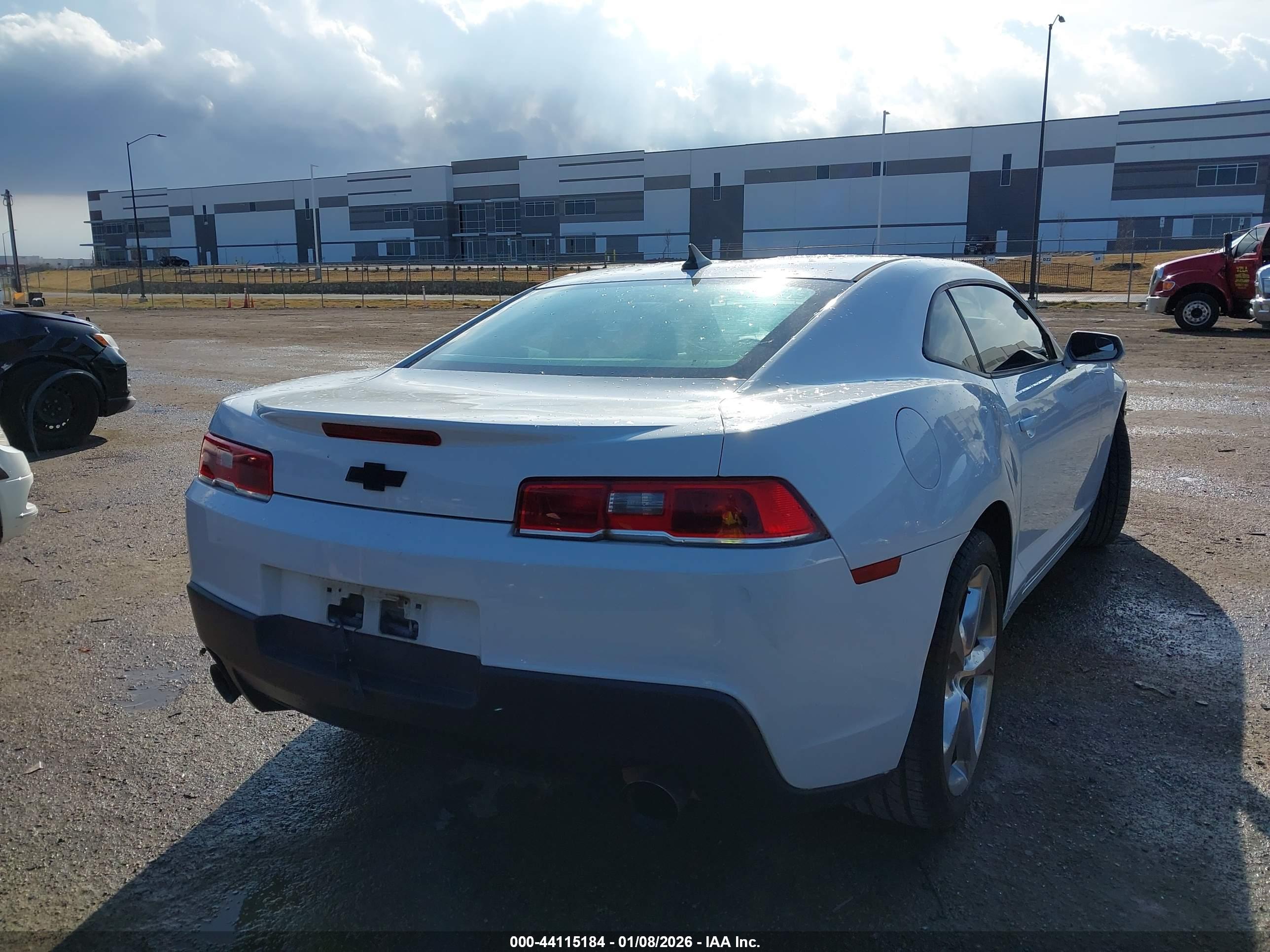 CHEVROLET CAMARO image 4