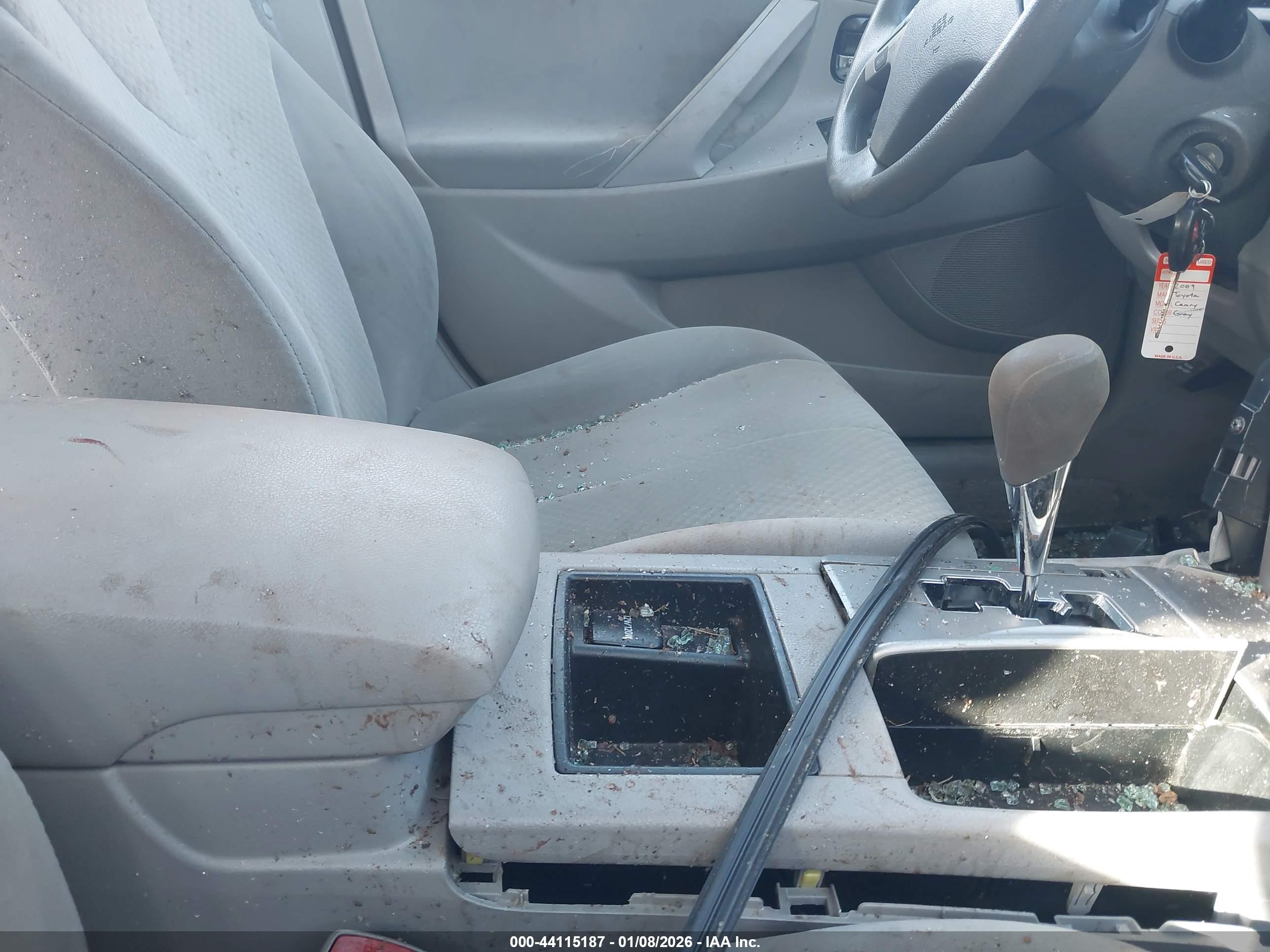 TOYOTA CAMRY image 5