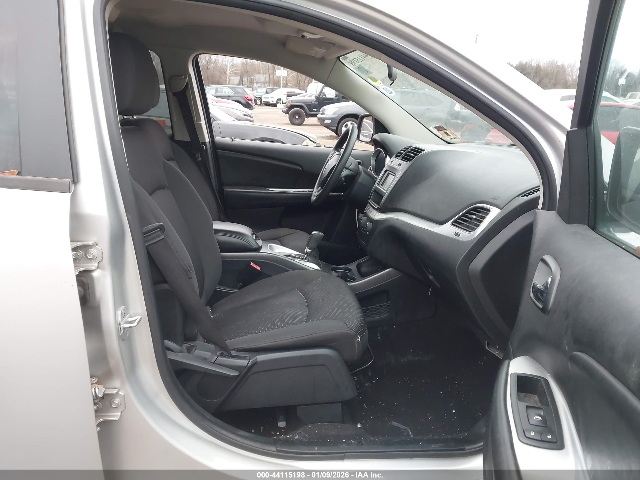 DODGE JOURNEY image 5
