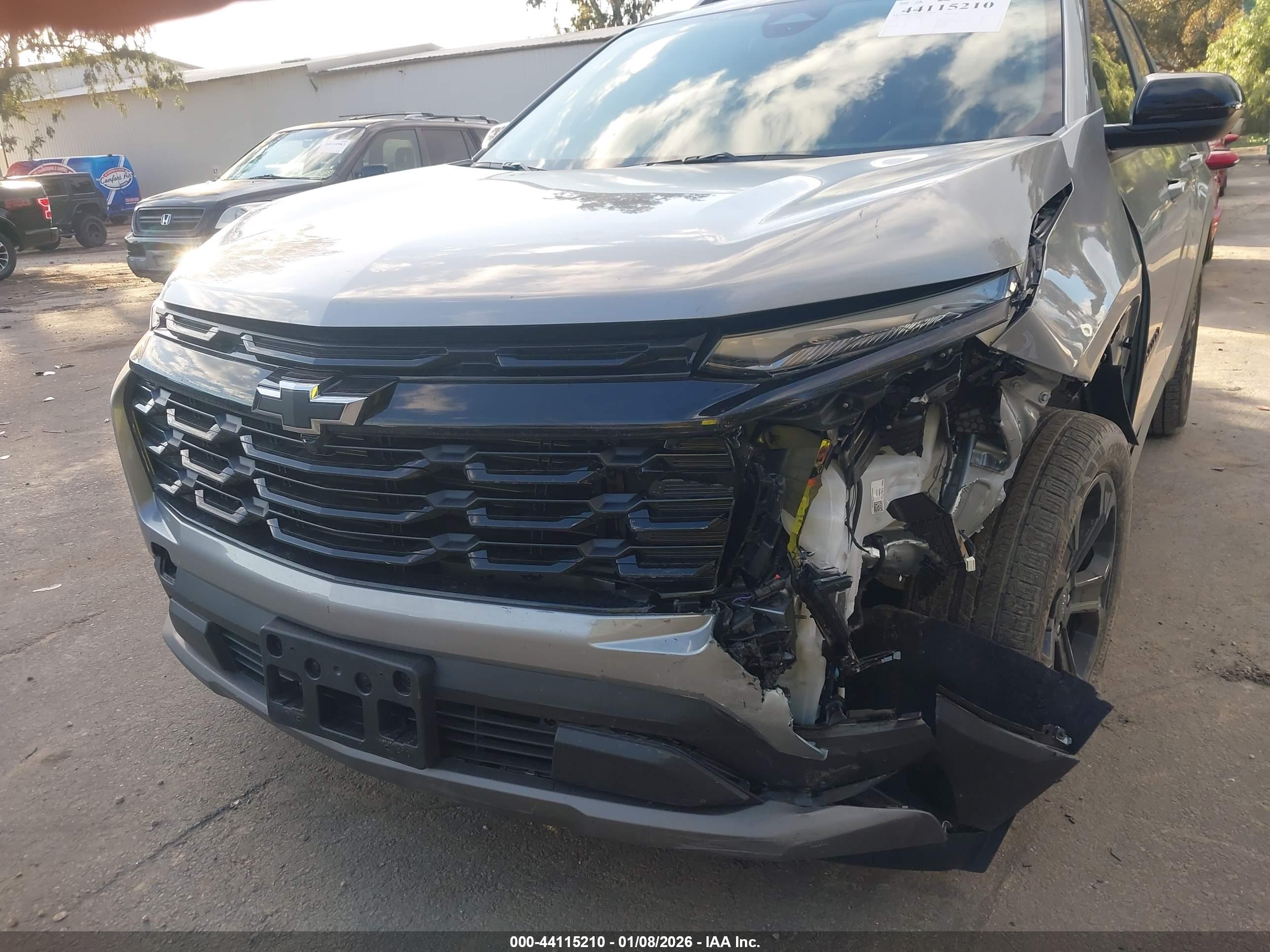 CHEVROLET EQUINOX image 6