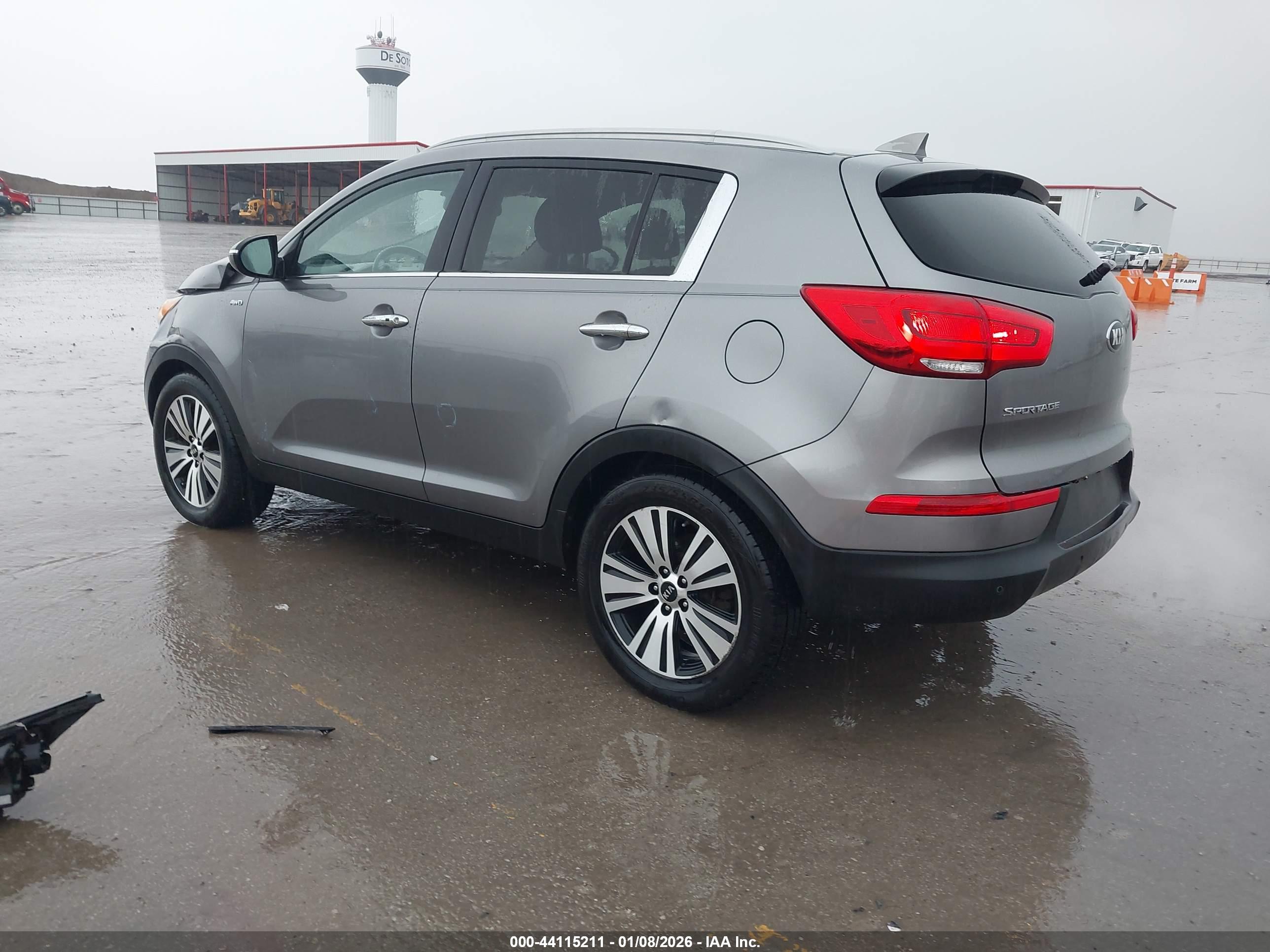 KIA SPORTAGE image 3