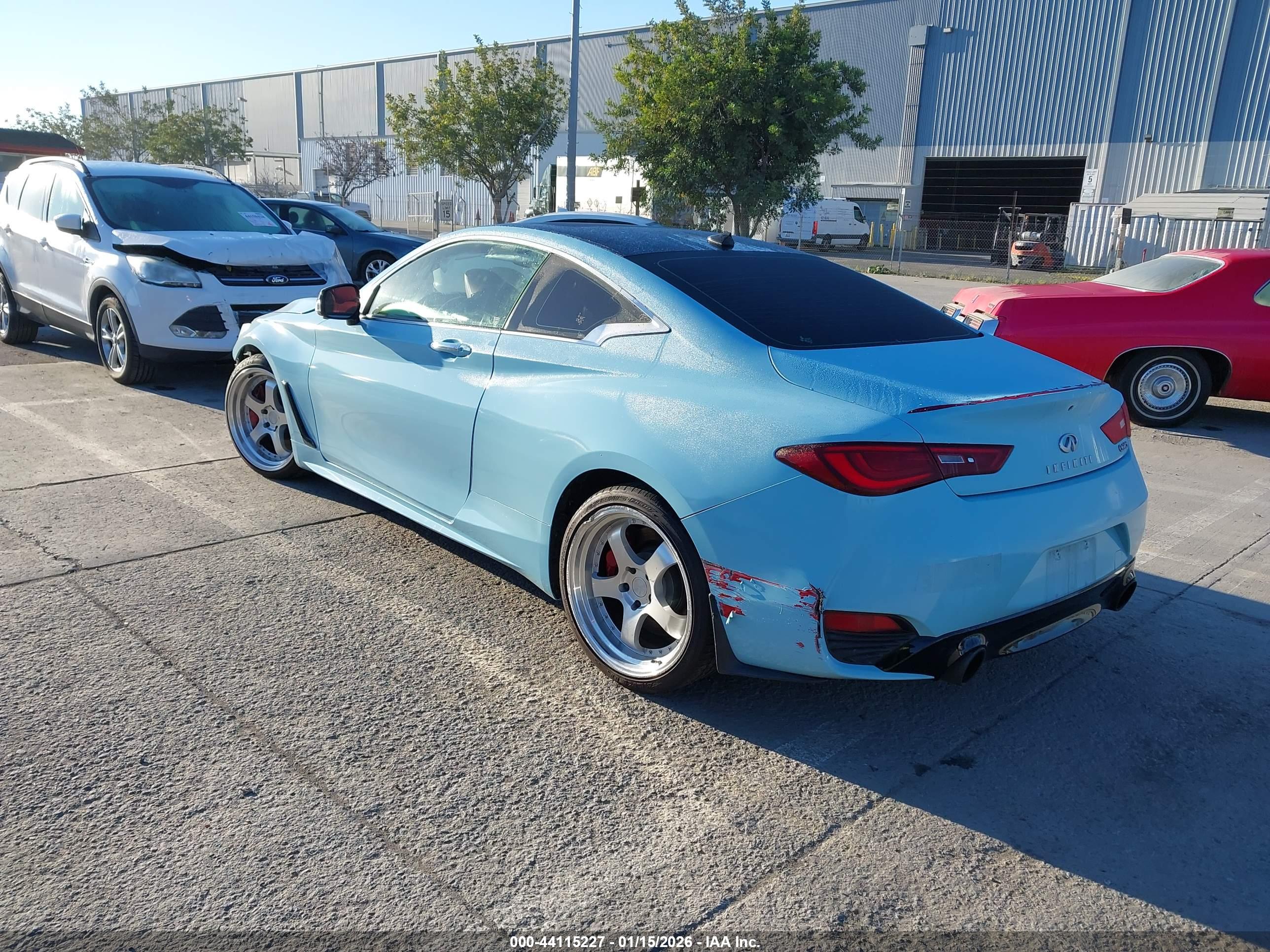 INFINITI Q60 image 3