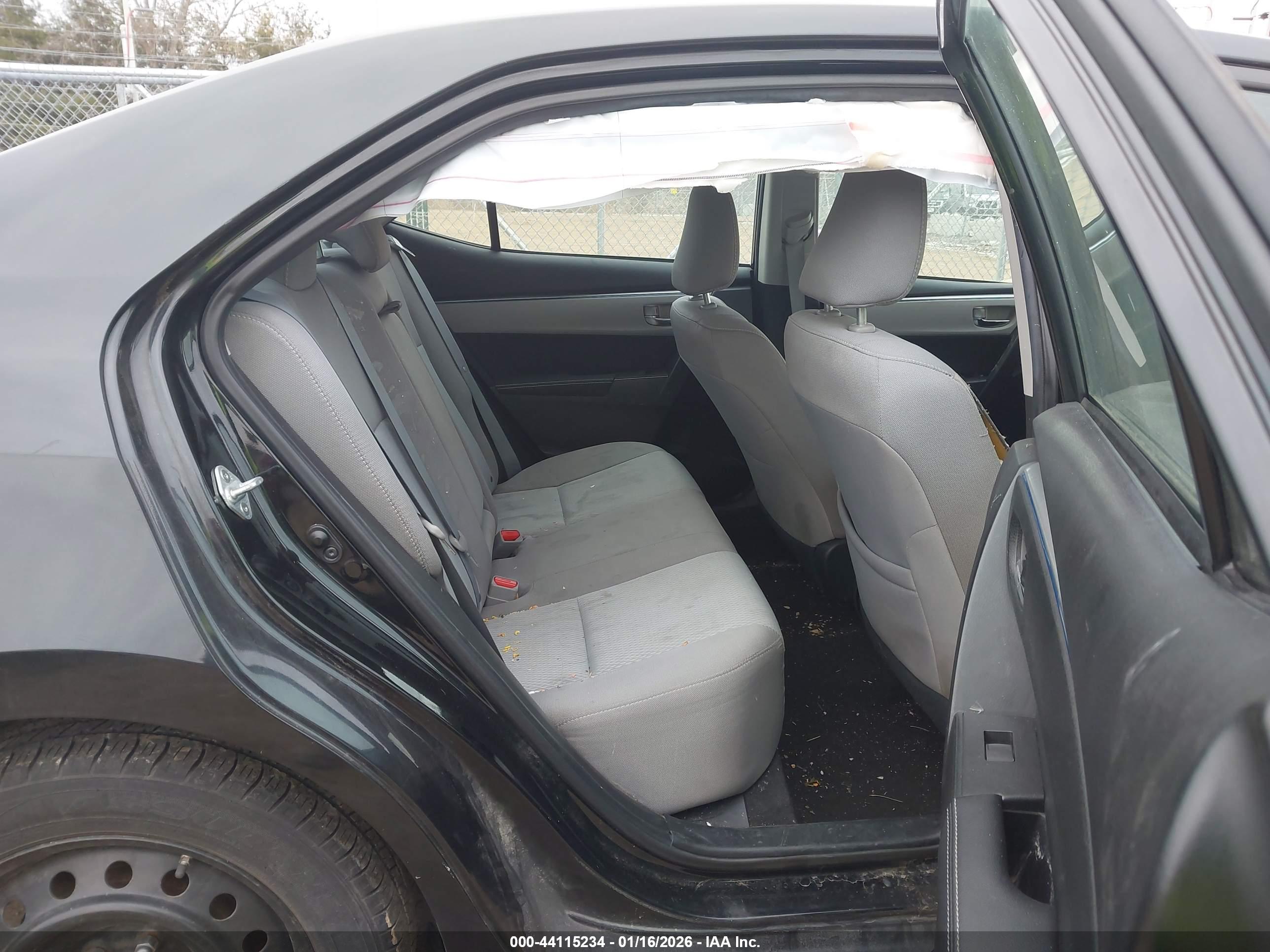 TOYOTA COROLLA image 8